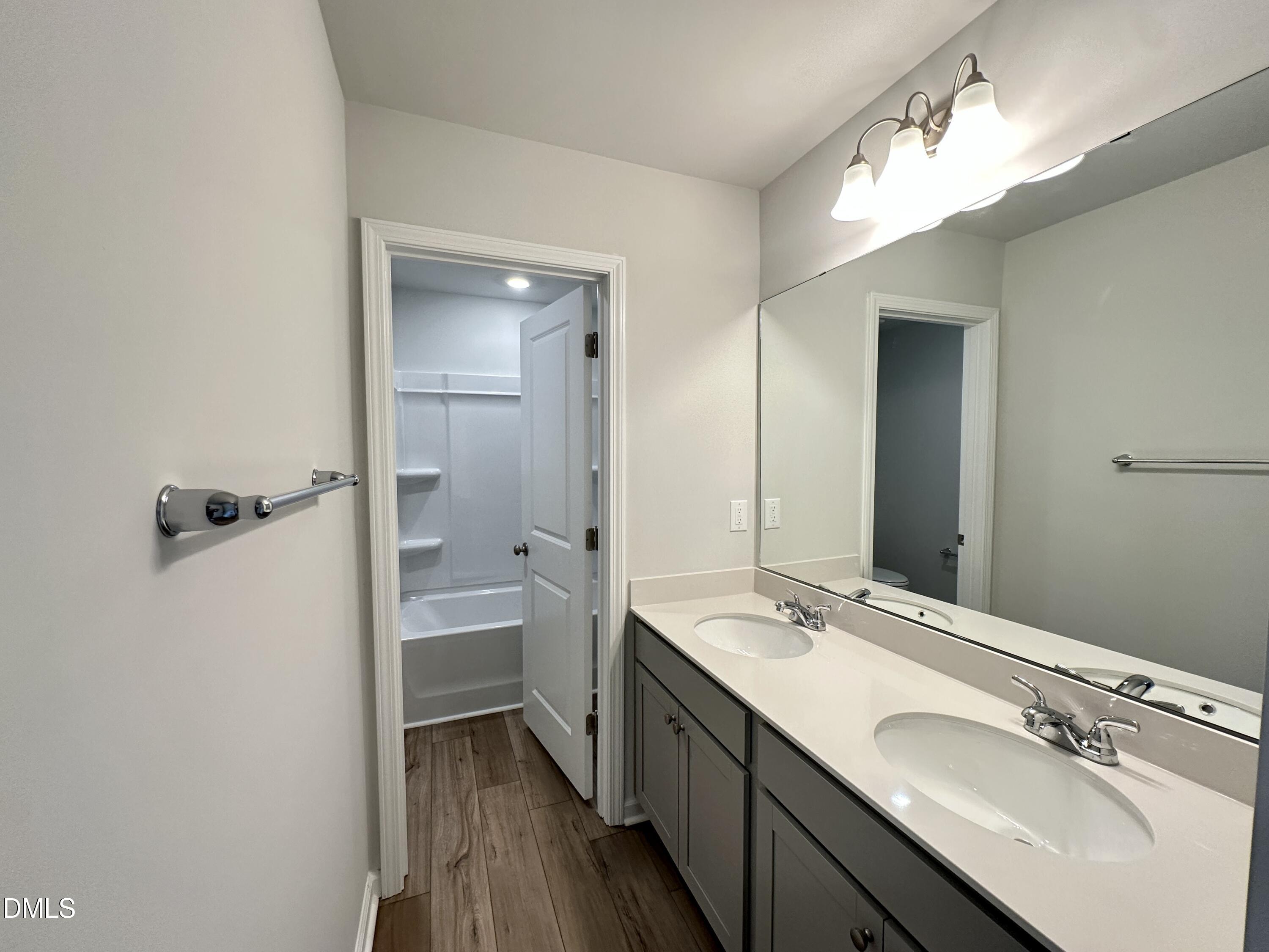 220 Buckthorn Drive Property Photo 13