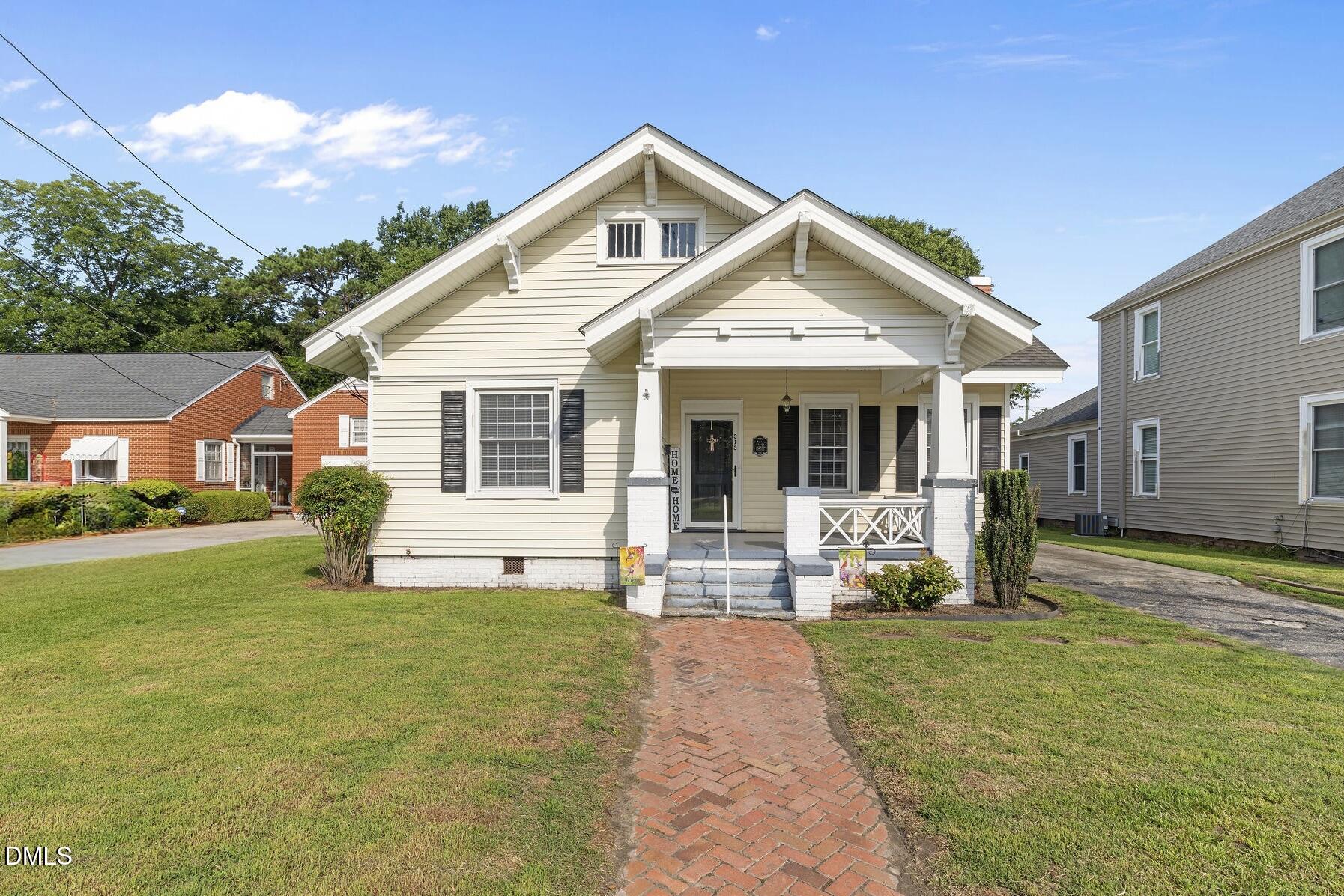 313 N Breazeale Avenue Property Photo 1