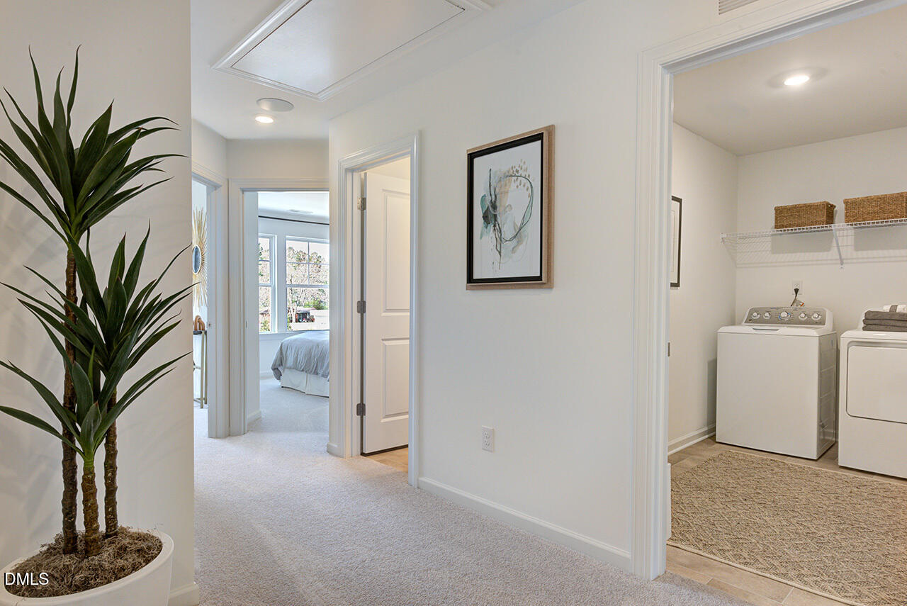 170 Hank Way Property Photo 32