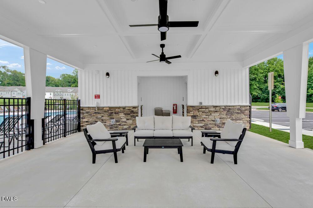 170 Hank Way Property Photo 41