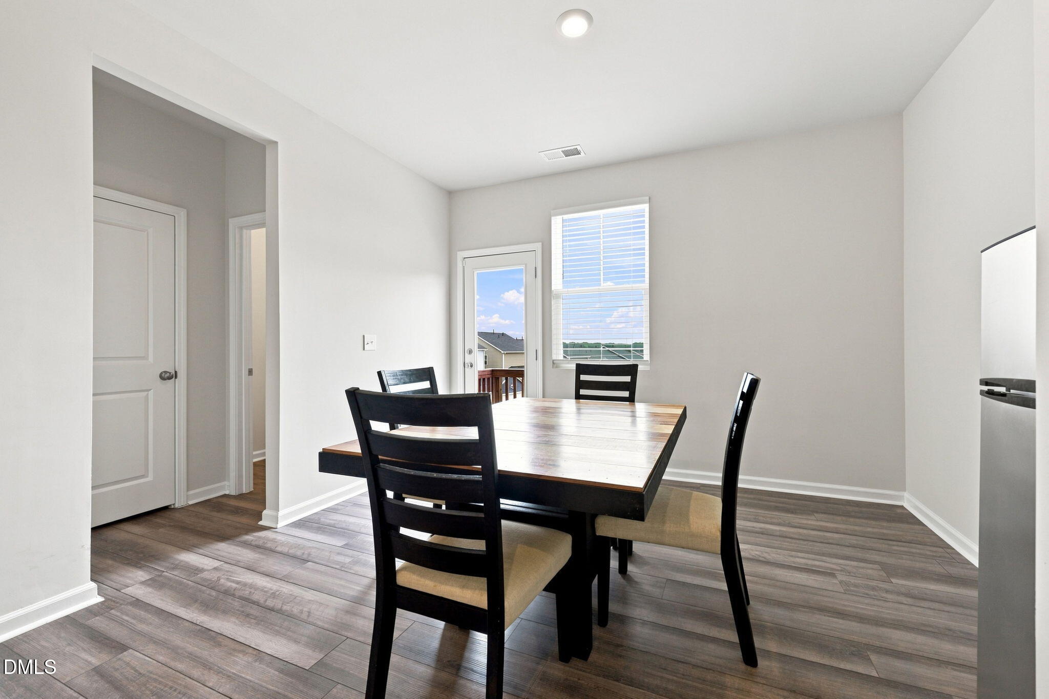 638 Gimari Drive Property Photo 10