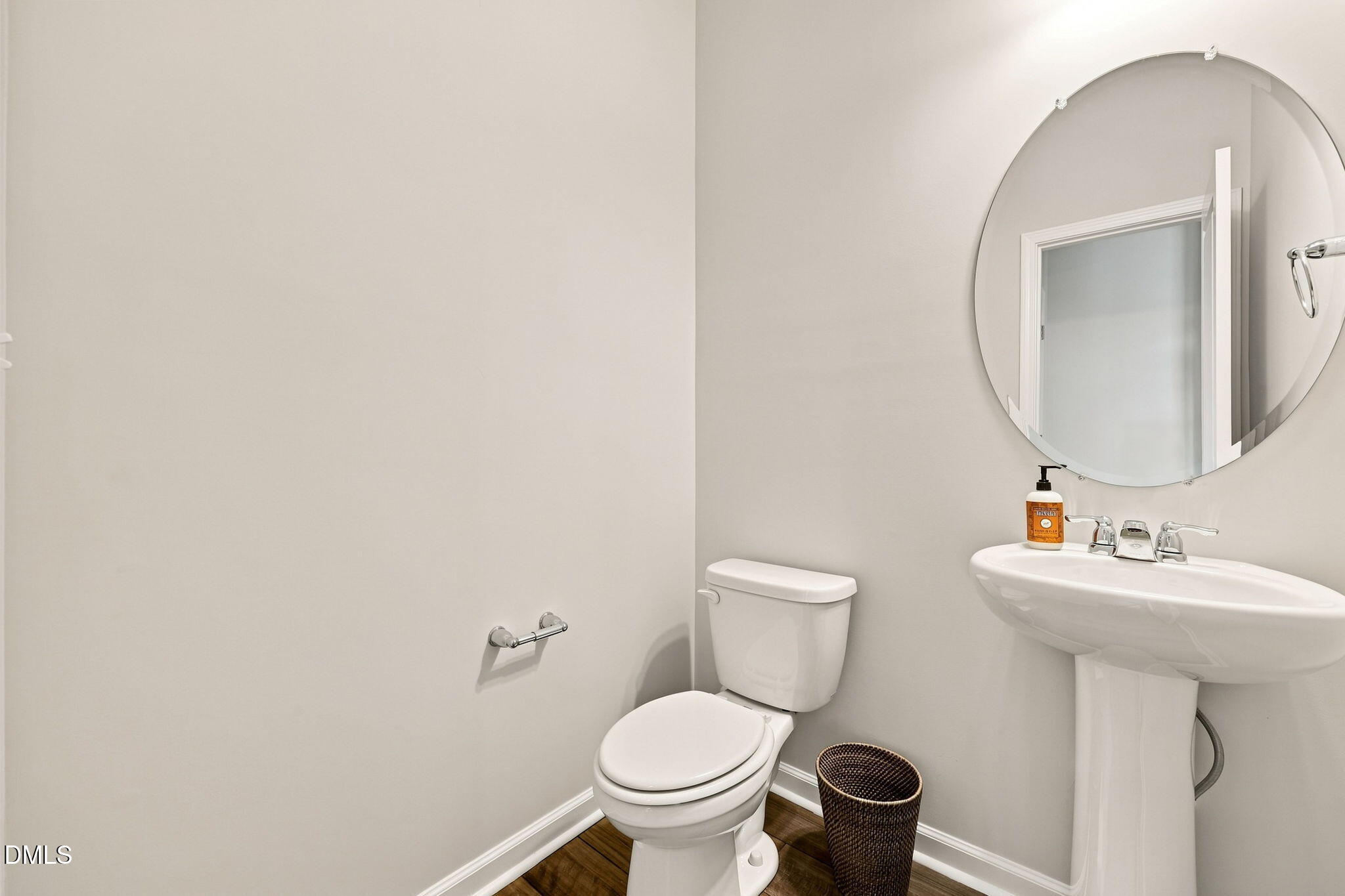 638 Gimari Drive Property Photo 11