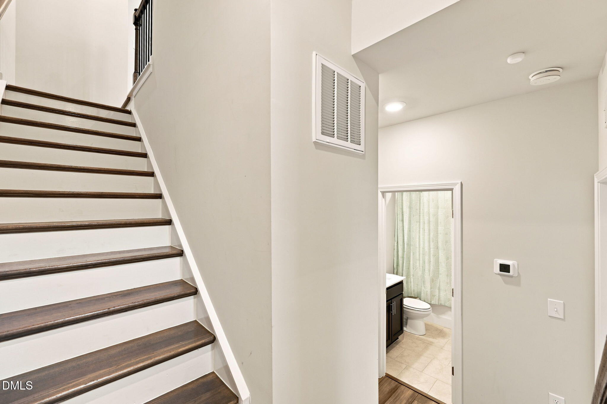 638 Gimari Drive Property Photo 12