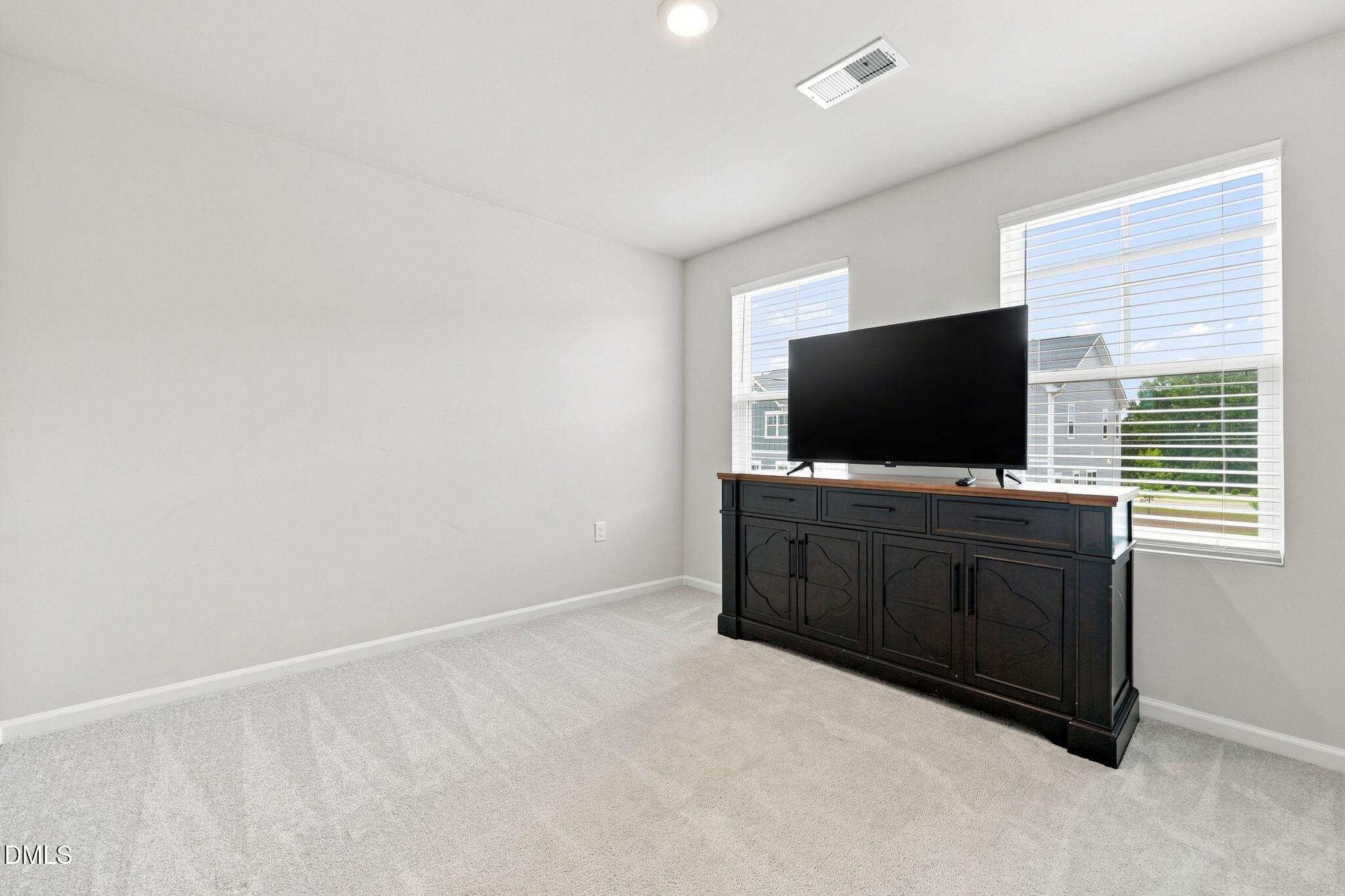 638 Gimari Drive Property Photo 18