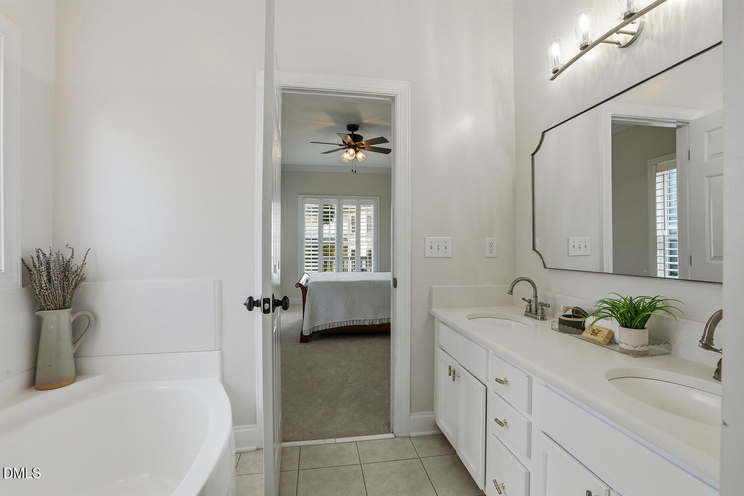 470 Magdala Place Property Photo 14
