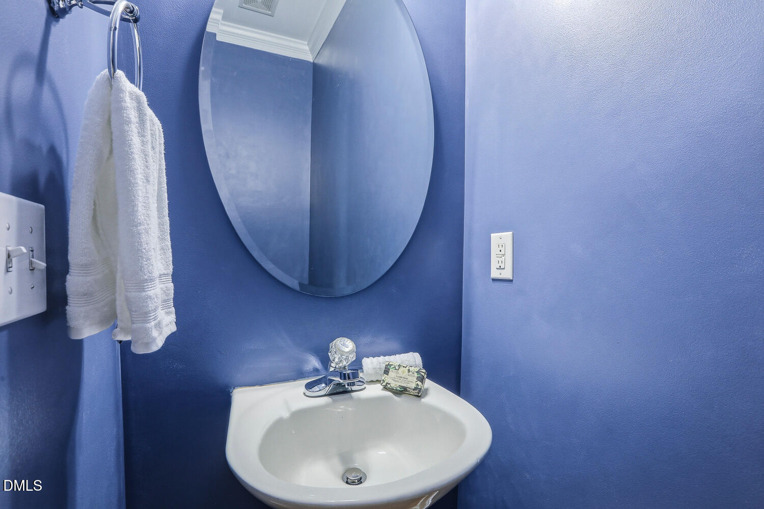 470 Magdala Place Property Photo 17