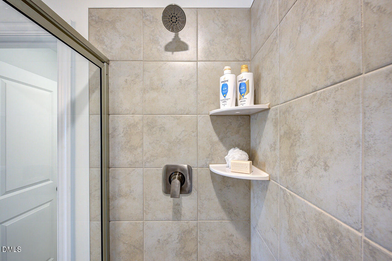 166 Hank Way Property Photo 24