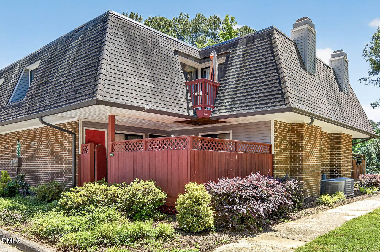 208 Finley Forest Drive Property Photo 1