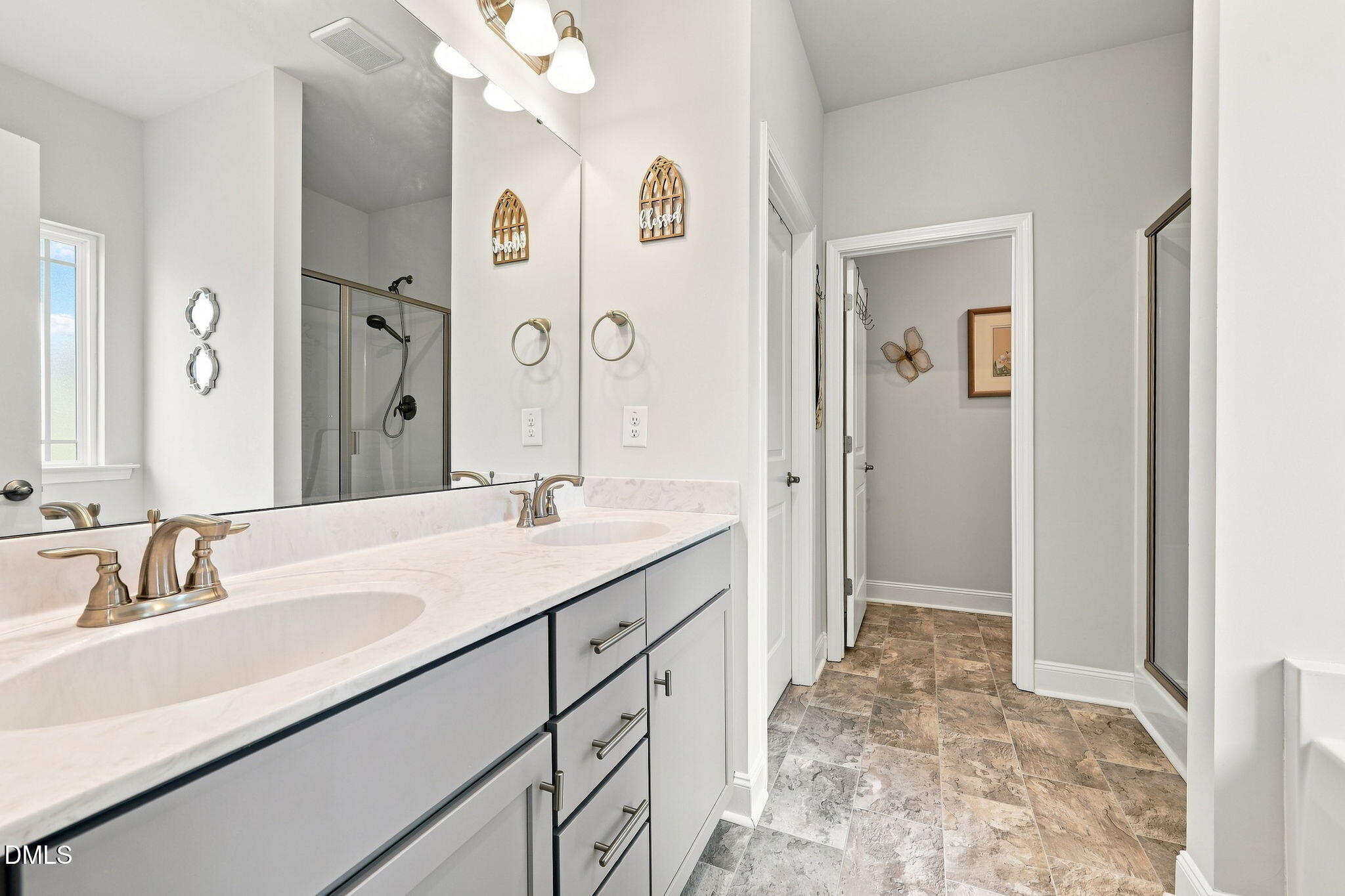 102 Boomer Street Property Photo 22