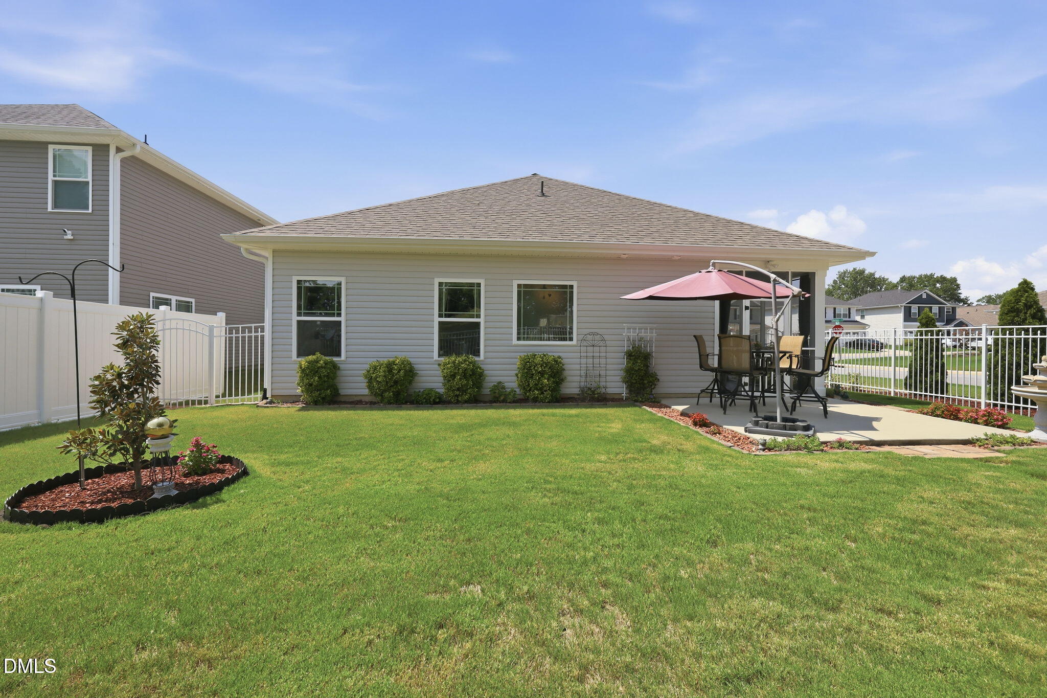102 Boomer Street Property Photo 27