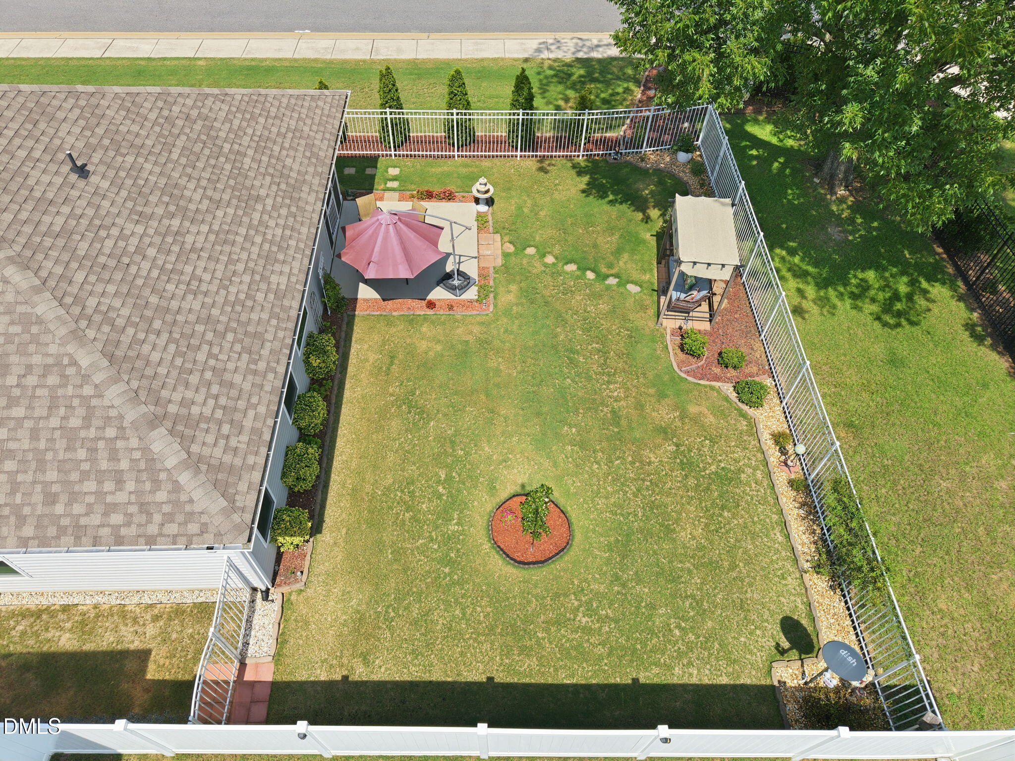 102 Boomer Street Property Photo 28