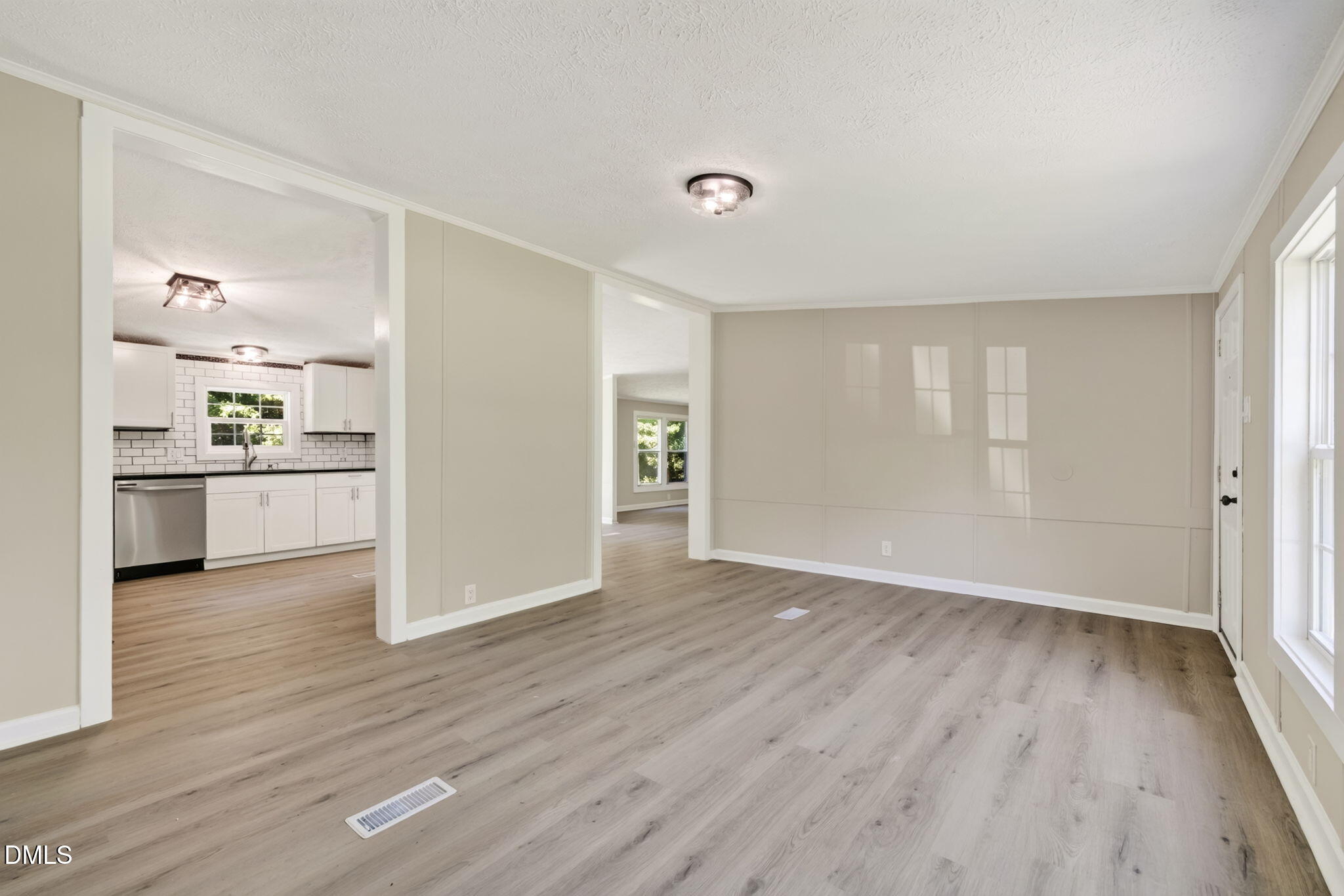 411 Falcon Run Property Photo 17