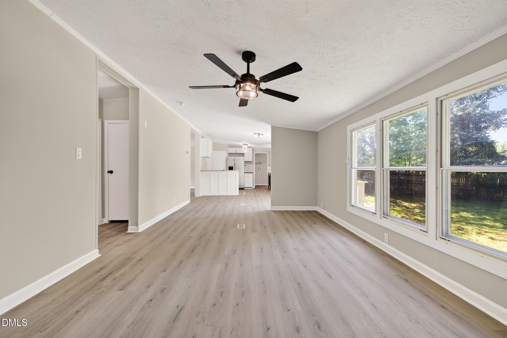 411 Falcon Run Property Photo 39