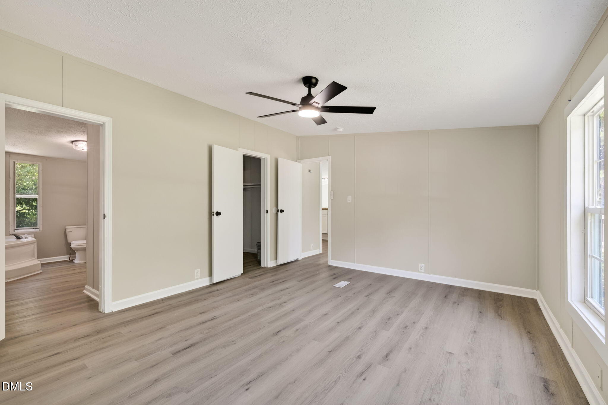 411 Falcon Run Property Photo 45