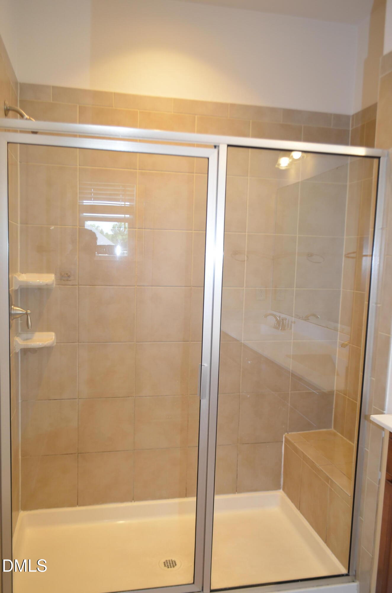 1124 Finch Court Property Photo 43