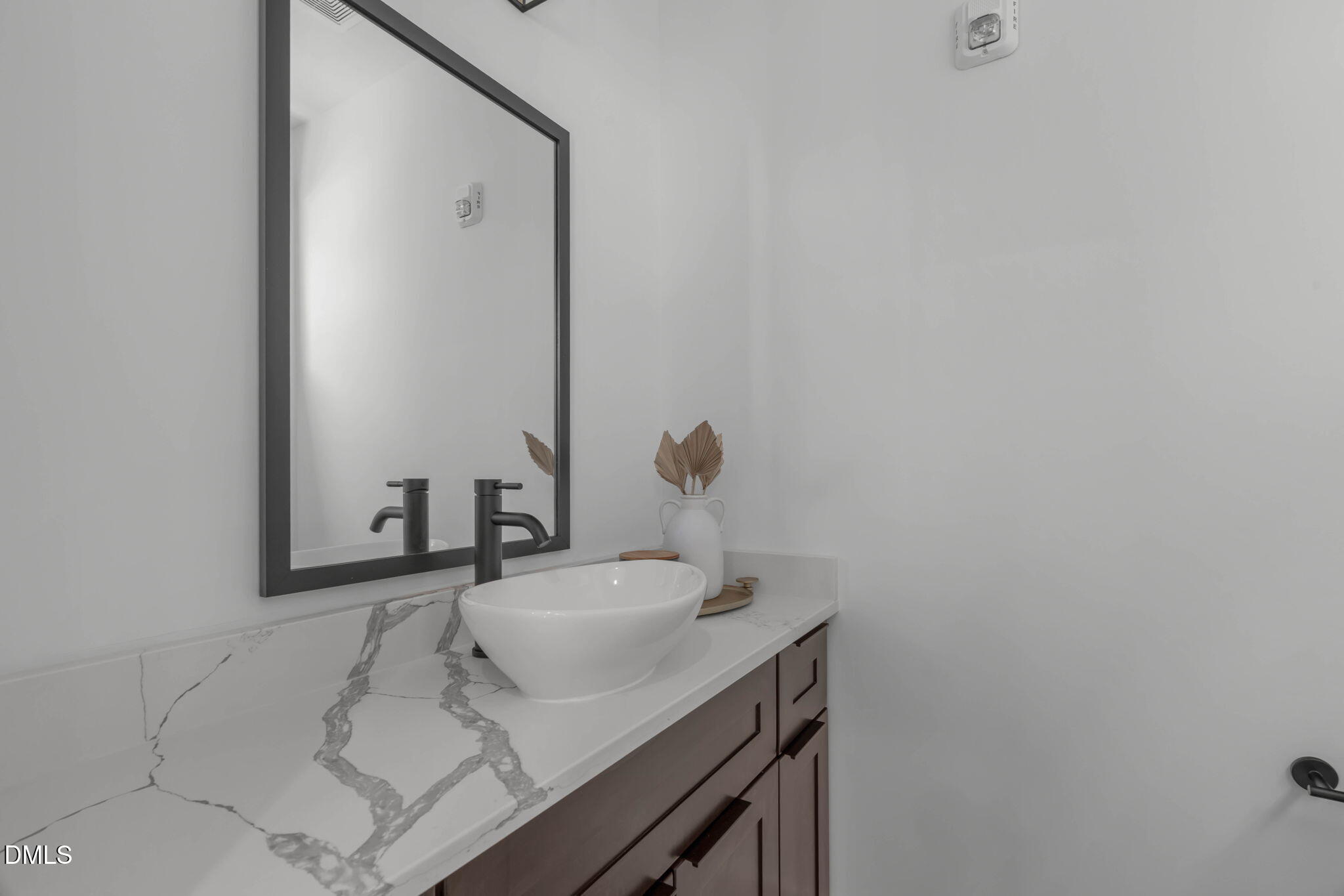10 Seawell Avenue 101 Property Photo 10