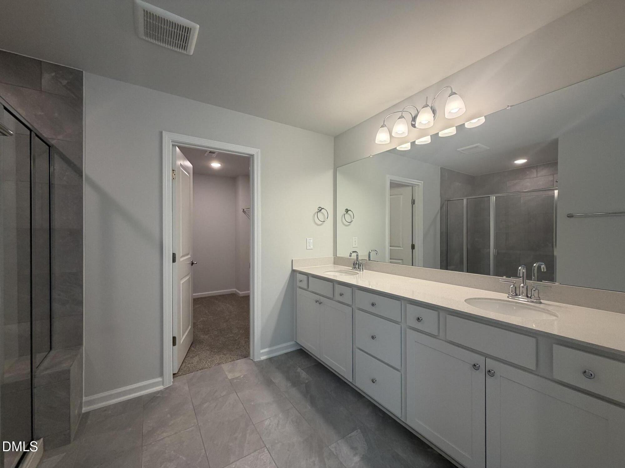 2321 Sun Vibes Way Property Photo 13