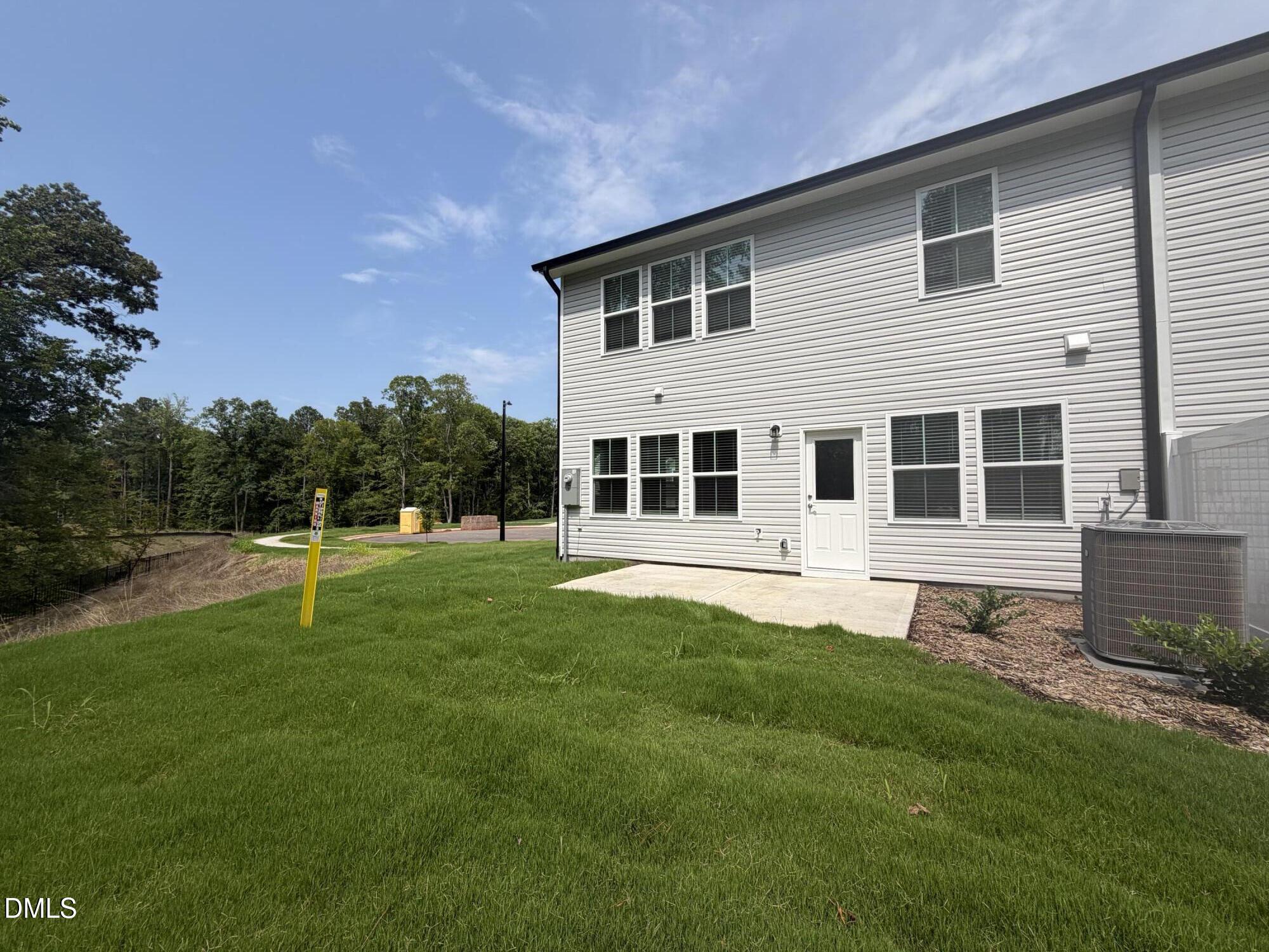 2321 Sun Vibes Way Property Photo 22