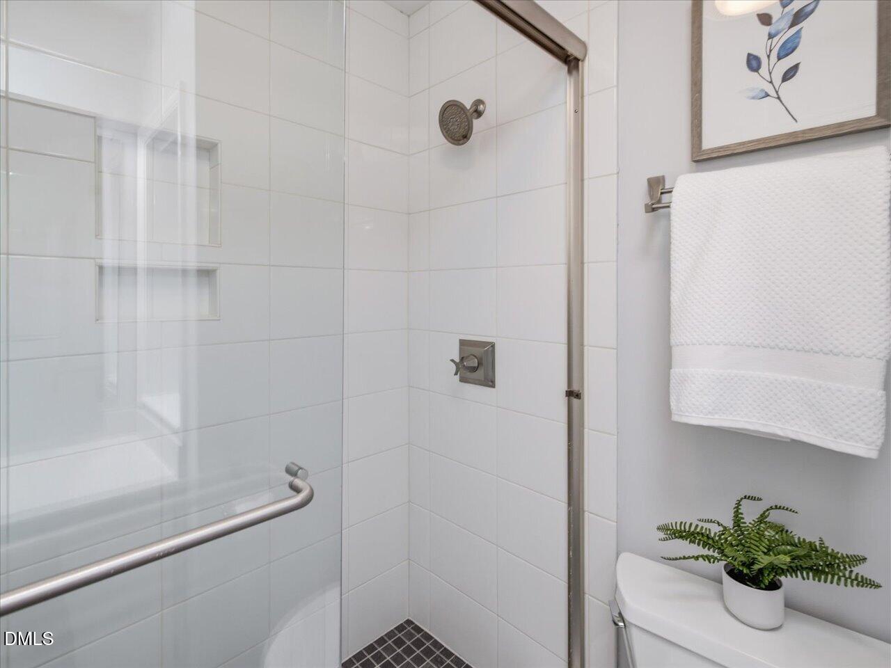 274 E Davie Street 274 Property Photo 31