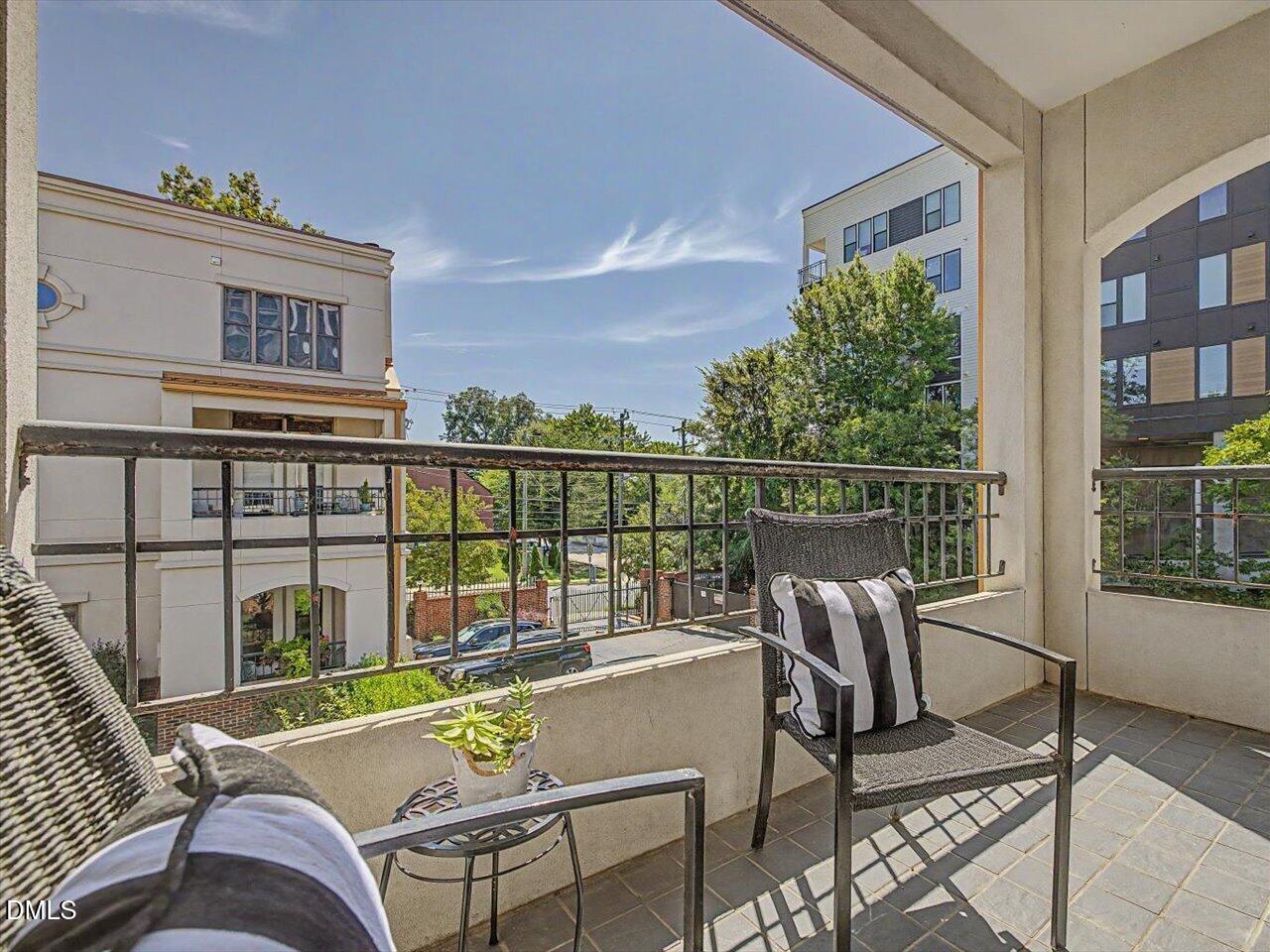 274 E Davie Street 274 Property Photo 43
