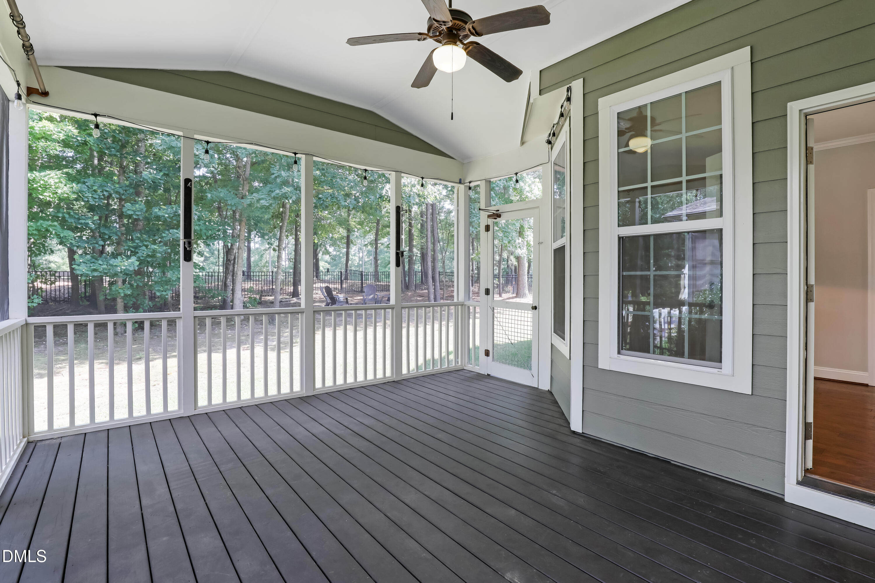 513 Morning Oaks Drive Property Photo 17