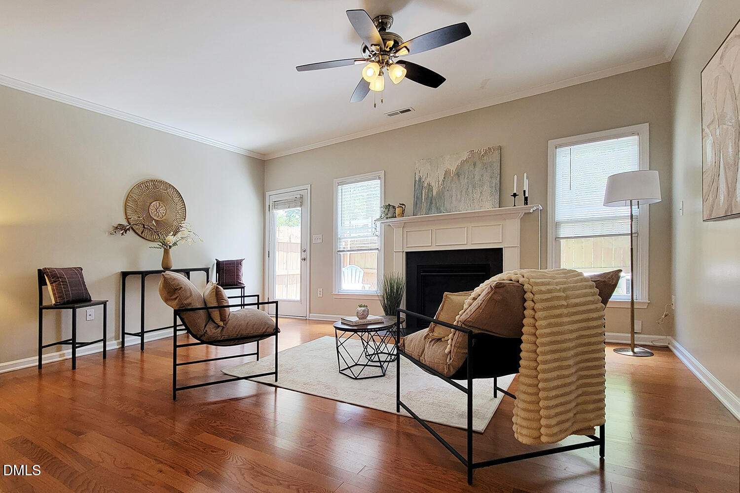 1047 Mica Lamp Court Property Photo 11