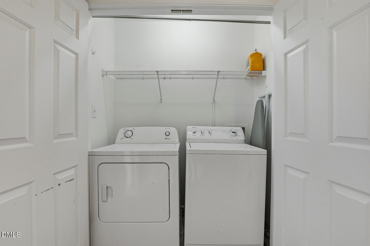1047 Mica Lamp Court Property Photo 19