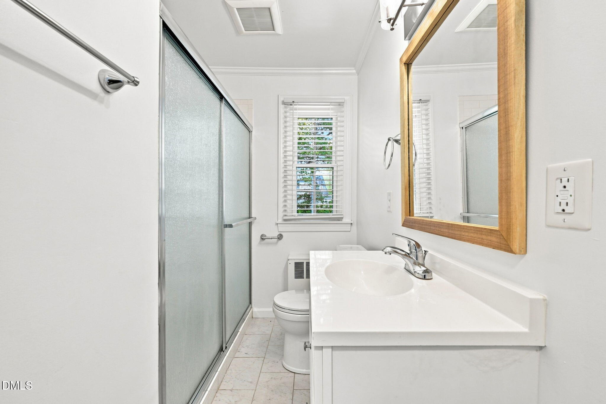 1400 Roslyn Drive 15b Property Photo 18