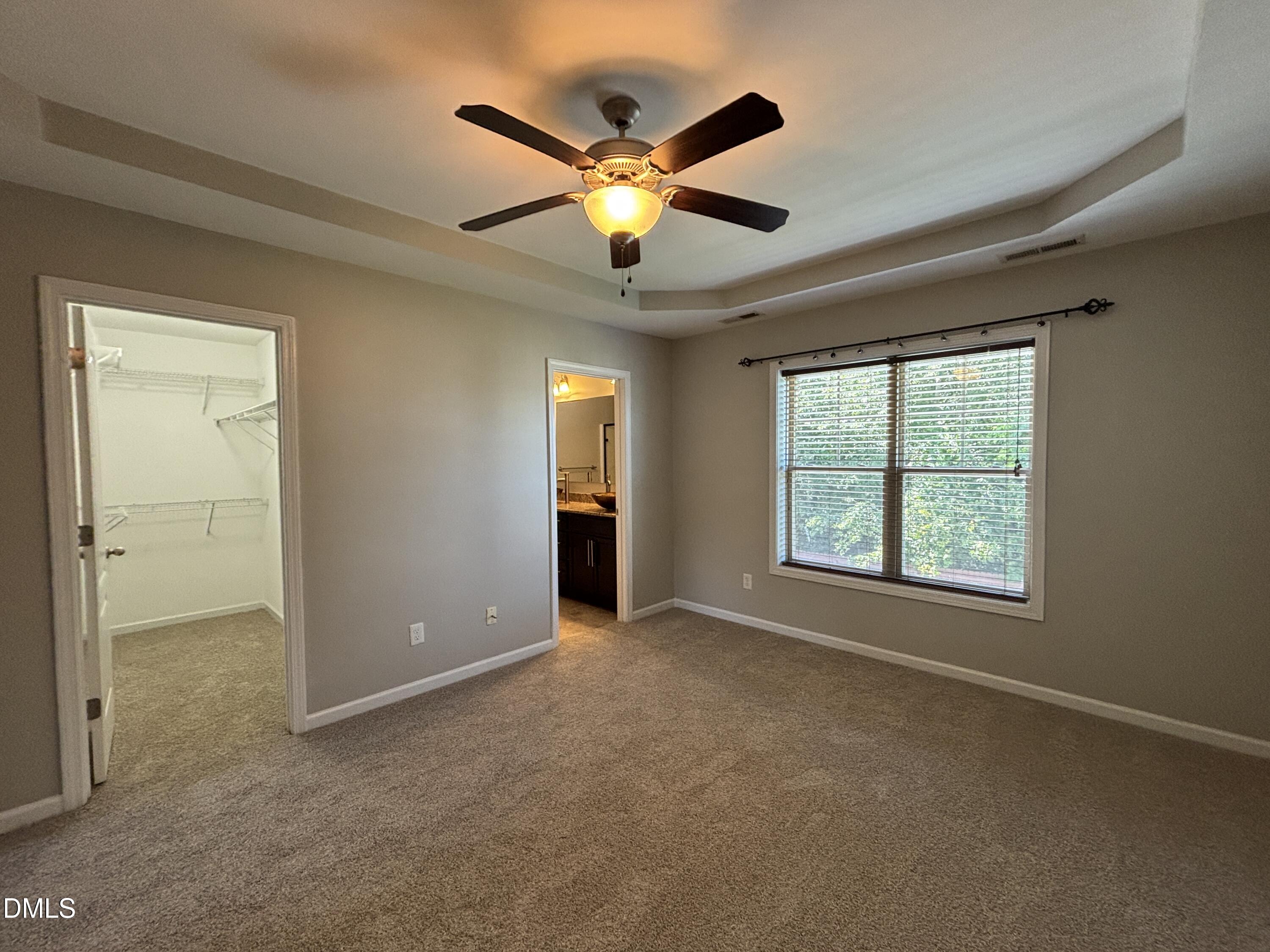 438 Roanoke Drive Property Photo 10