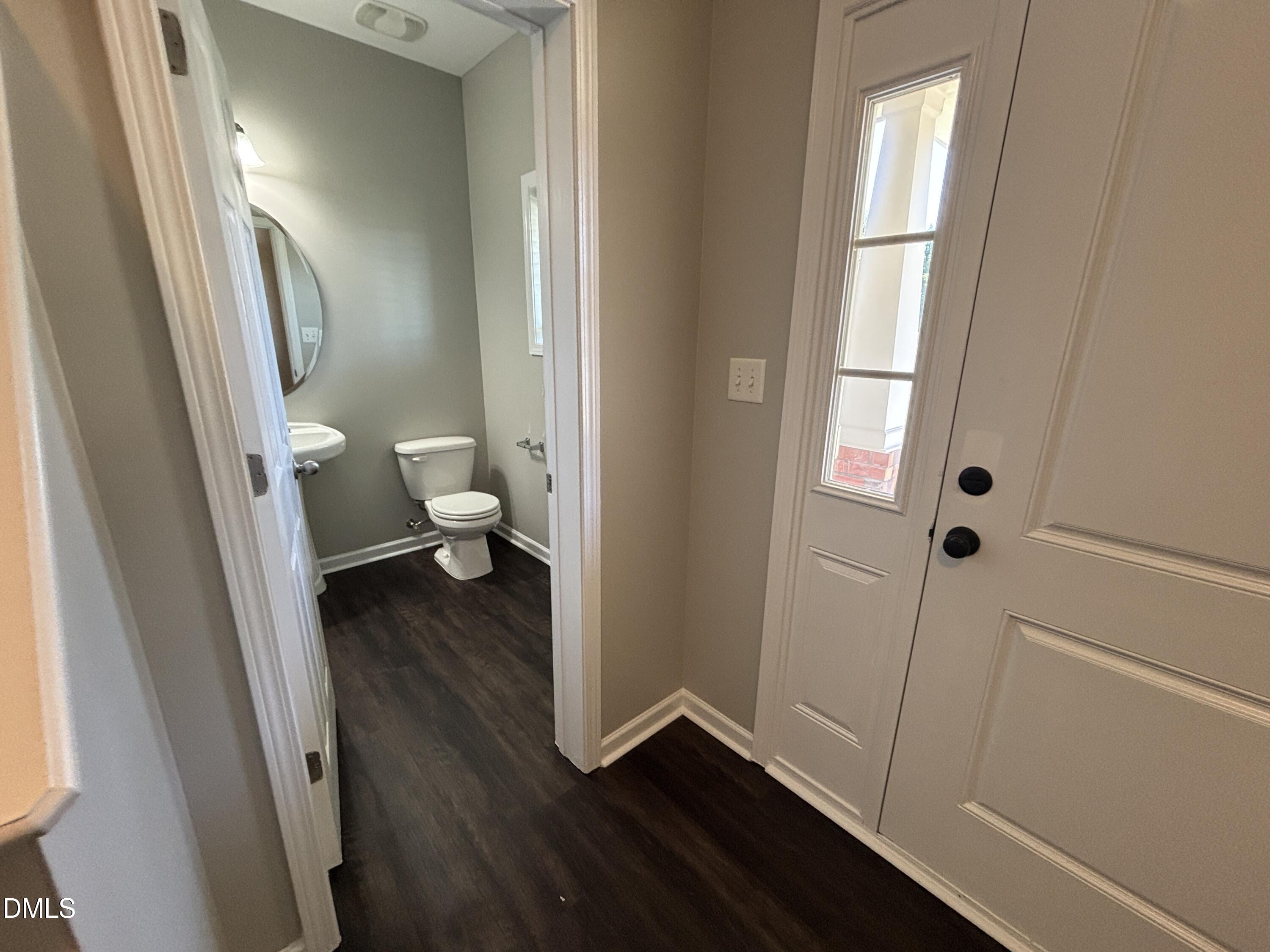 438 Roanoke Drive Property Photo 15