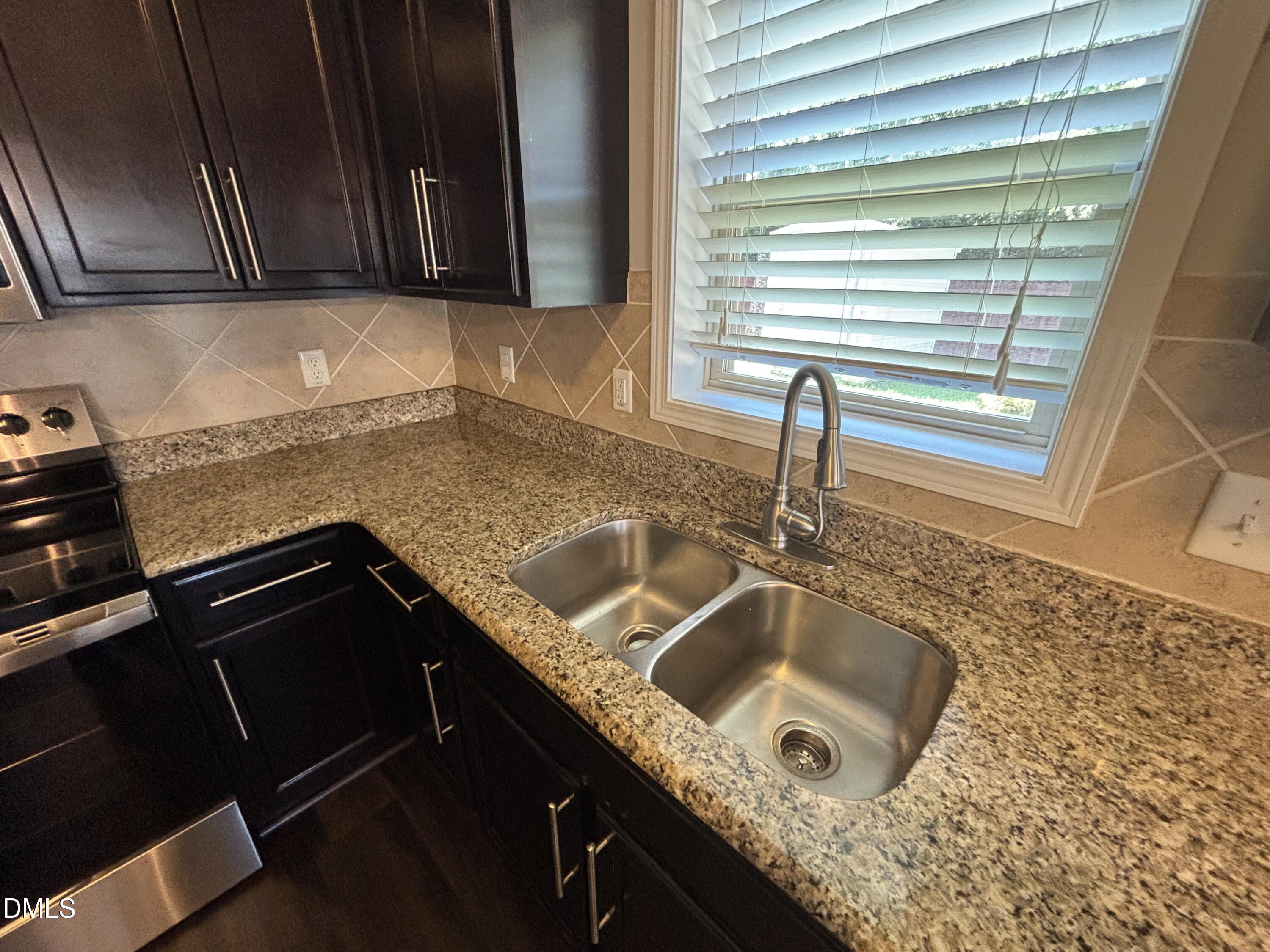 438 Roanoke Drive Property Photo 33