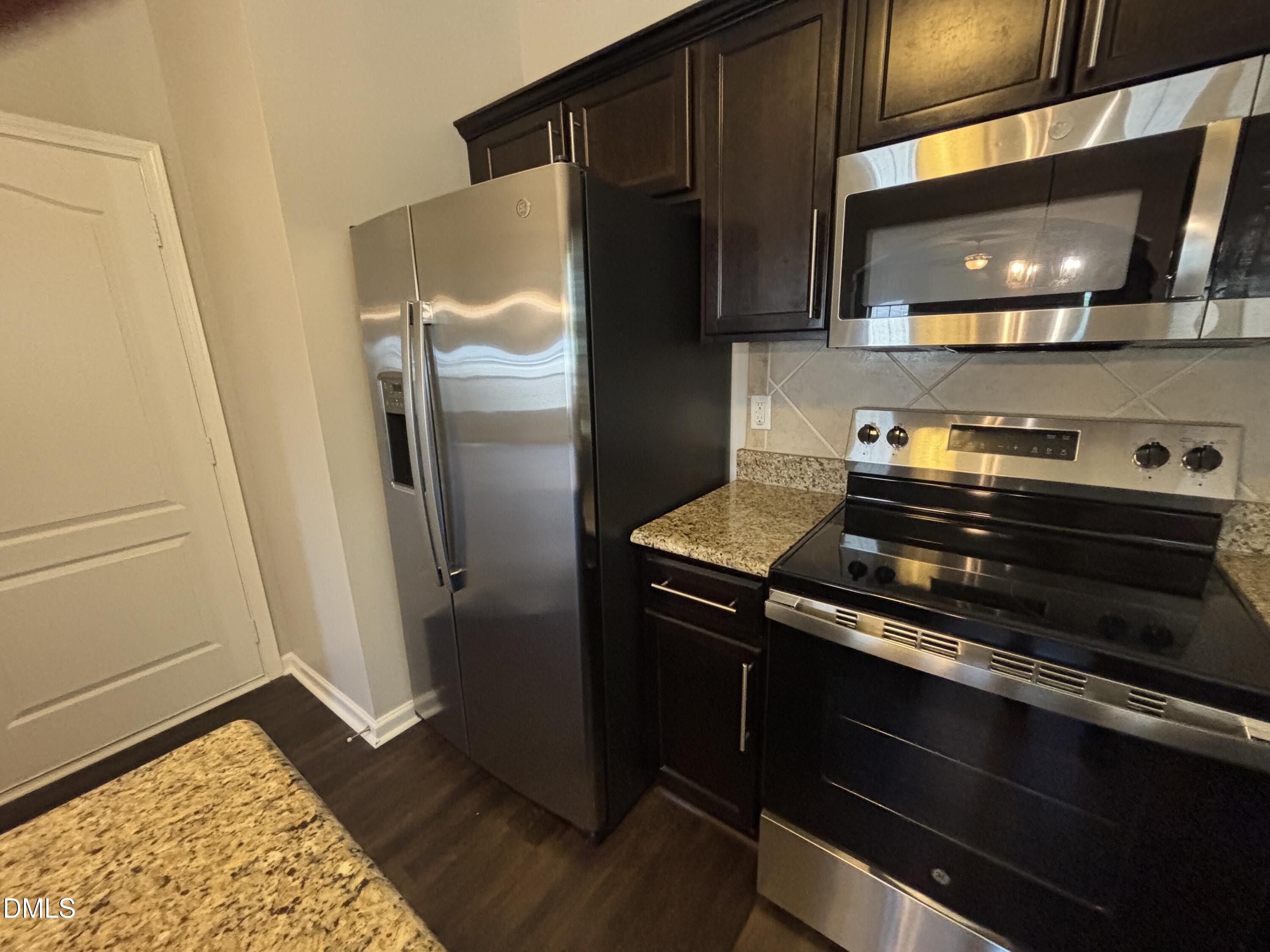 438 Roanoke Drive Property Photo 35