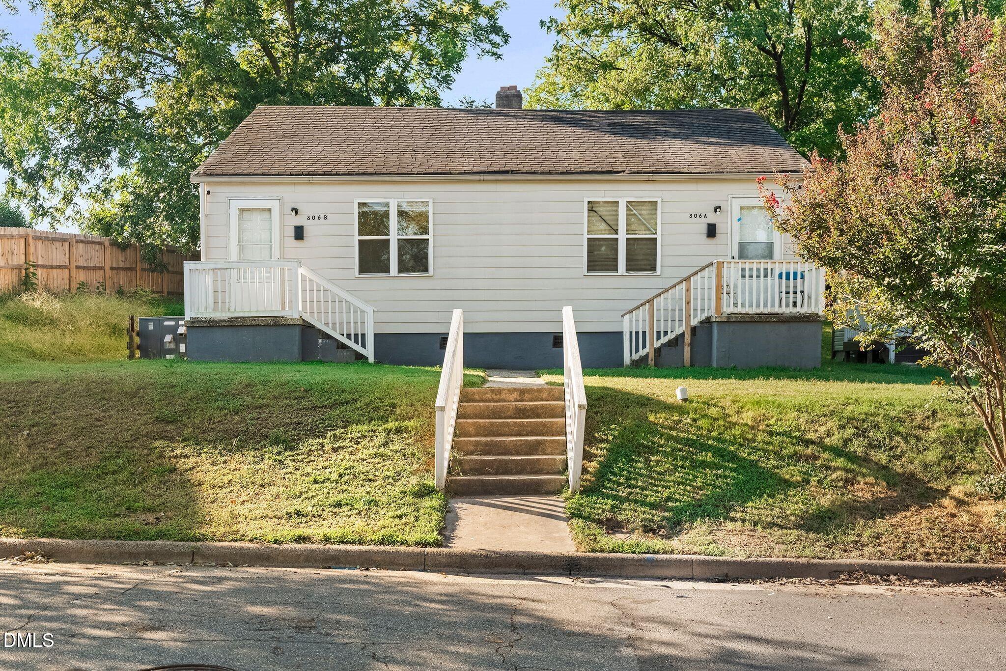 806 Eva Street Property Photo 1