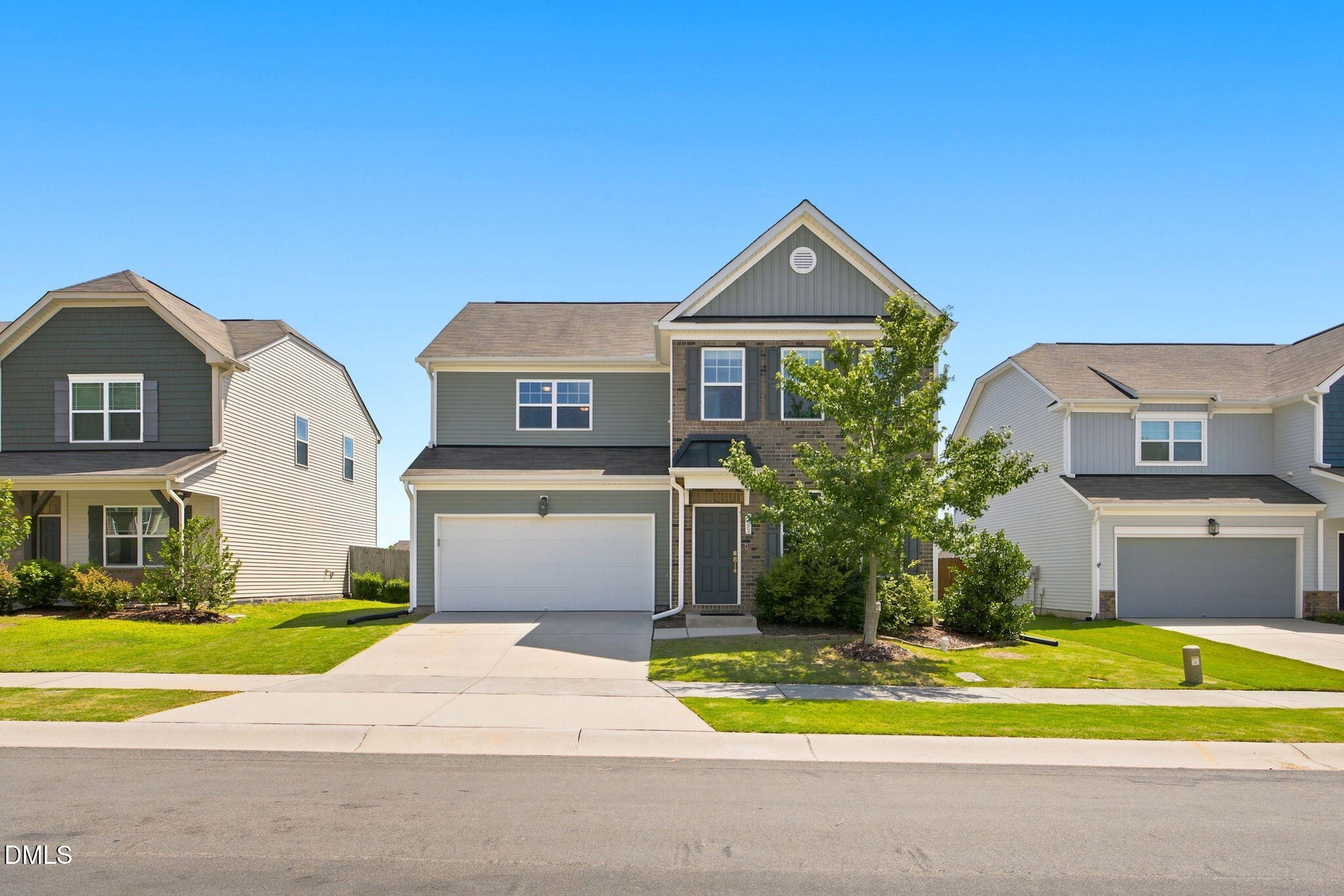 703 Starry Sky Drive Property Photo 2
