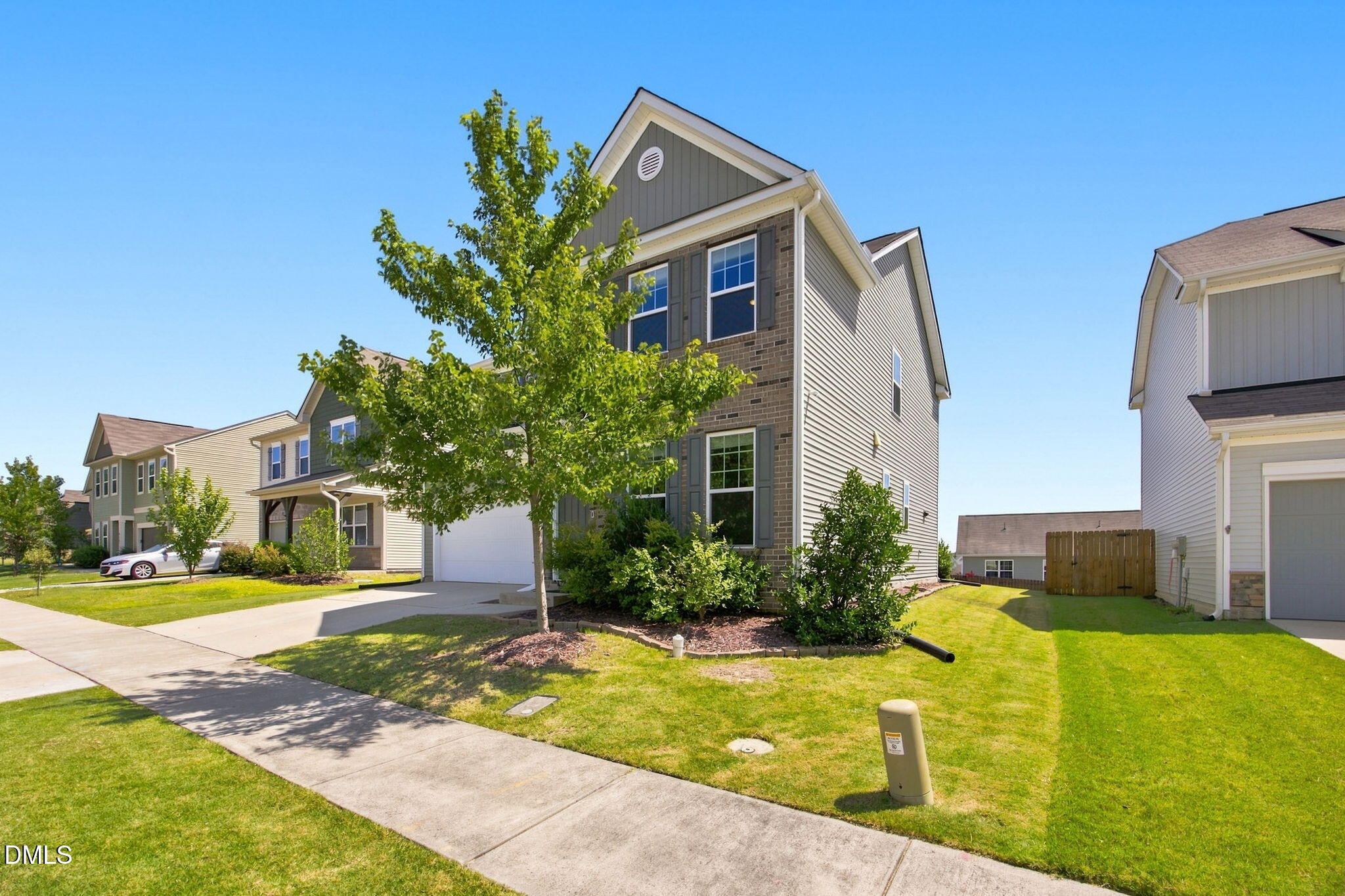 703 Starry Sky Drive Property Photo 4