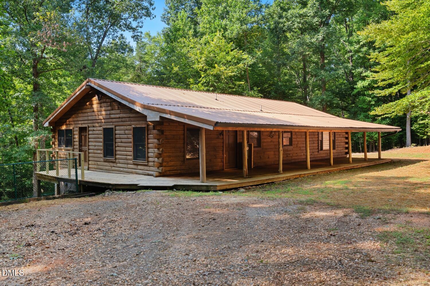 372 Round Fish Drive Property Photo 1