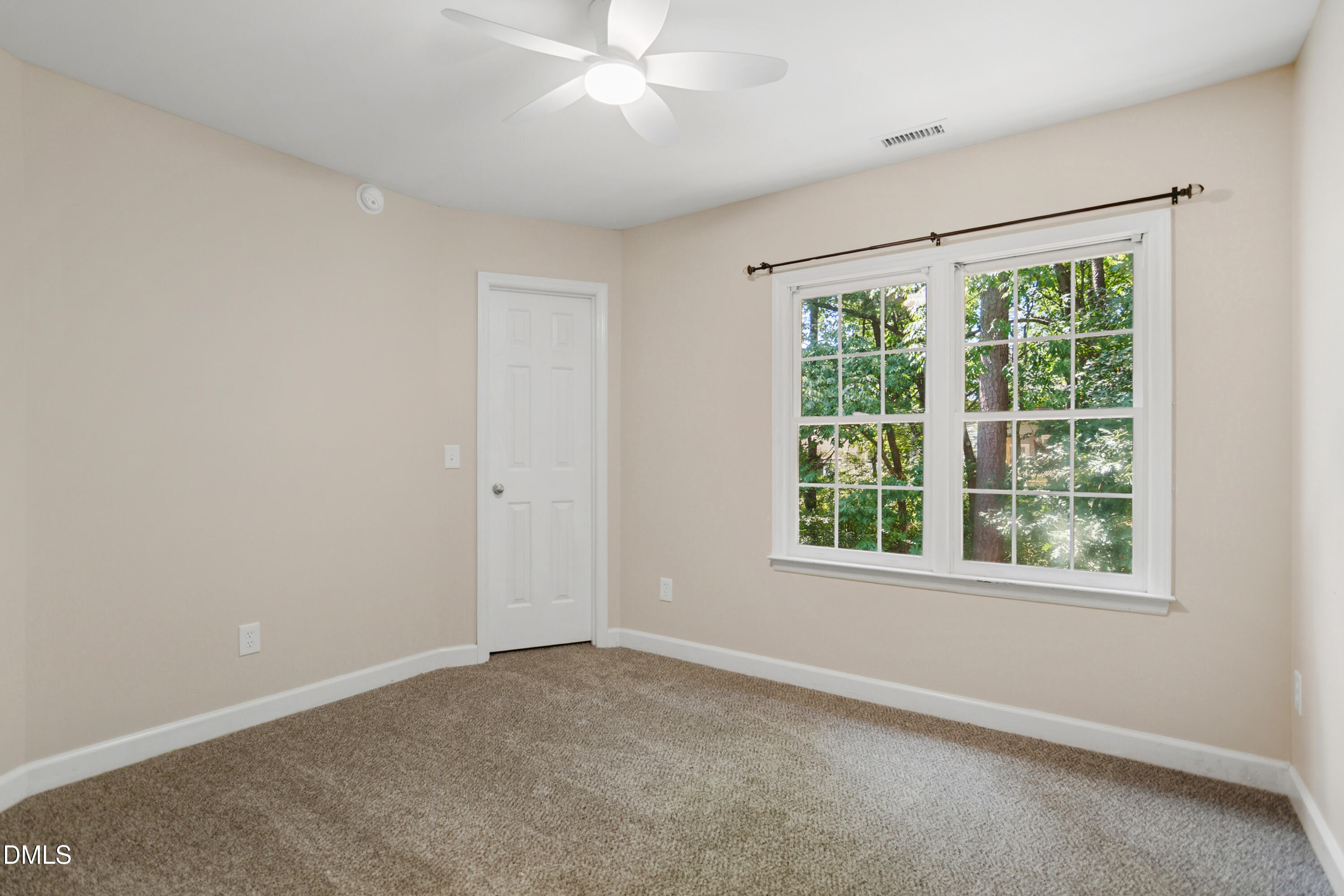 105 Acadia Court Property Photo 17