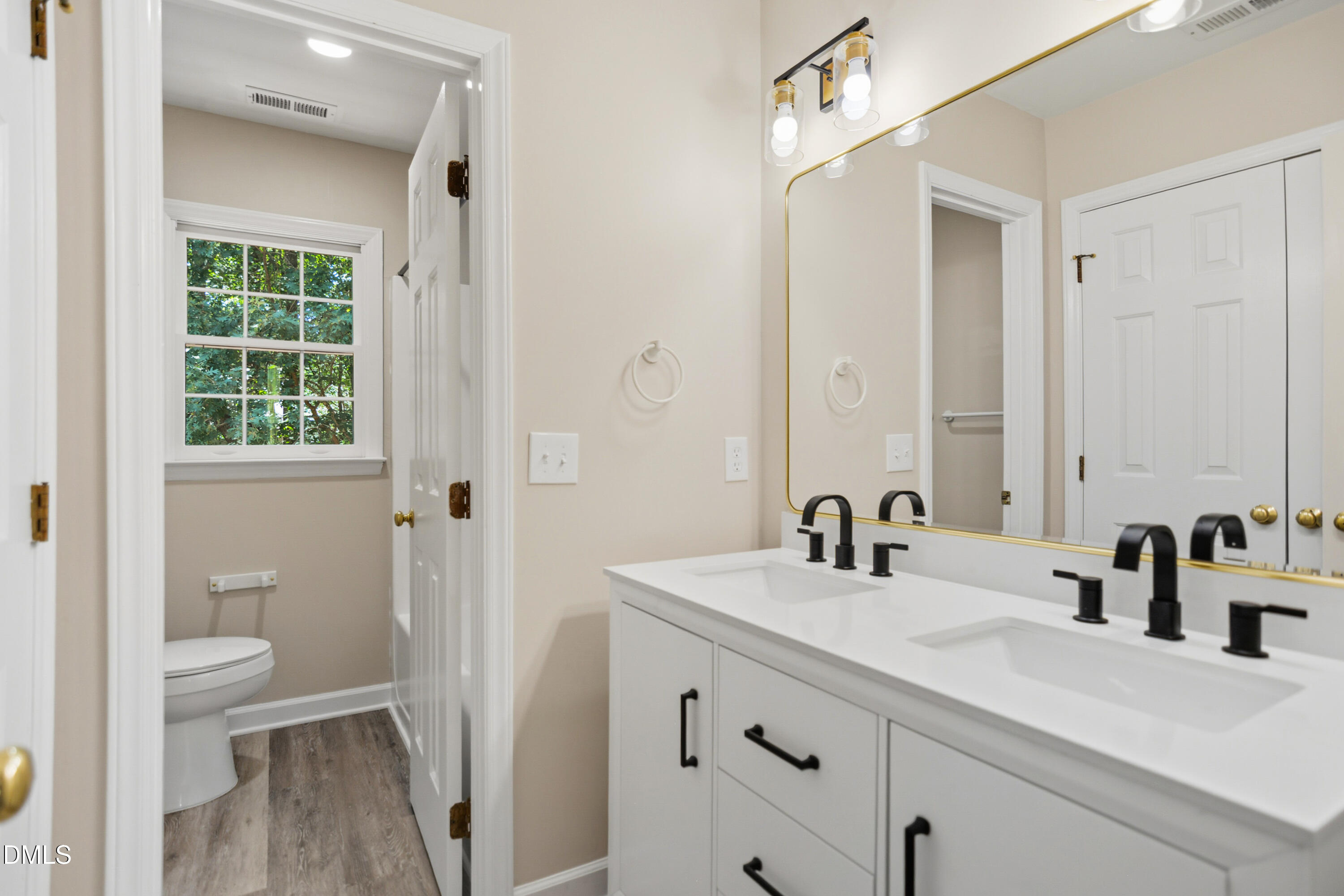 105 Acadia Court Property Photo 21
