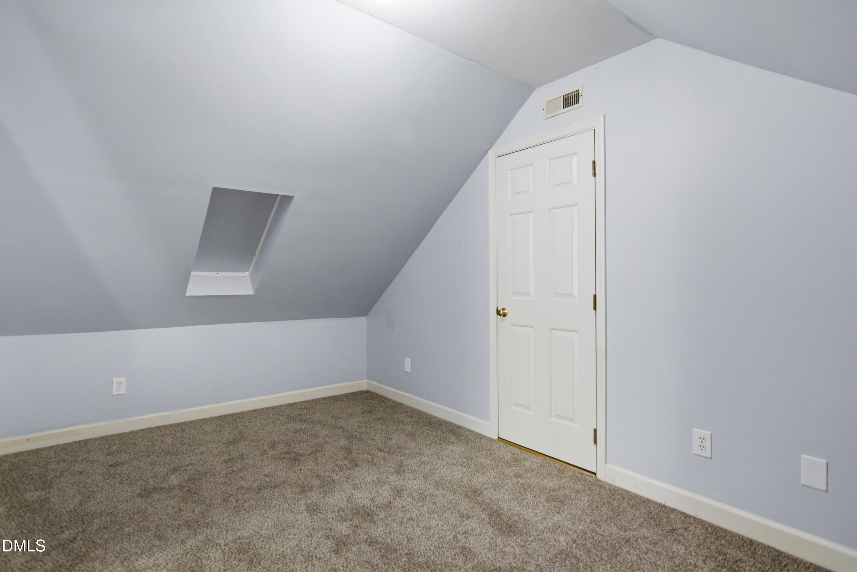 105 Acadia Court Property Photo 26
