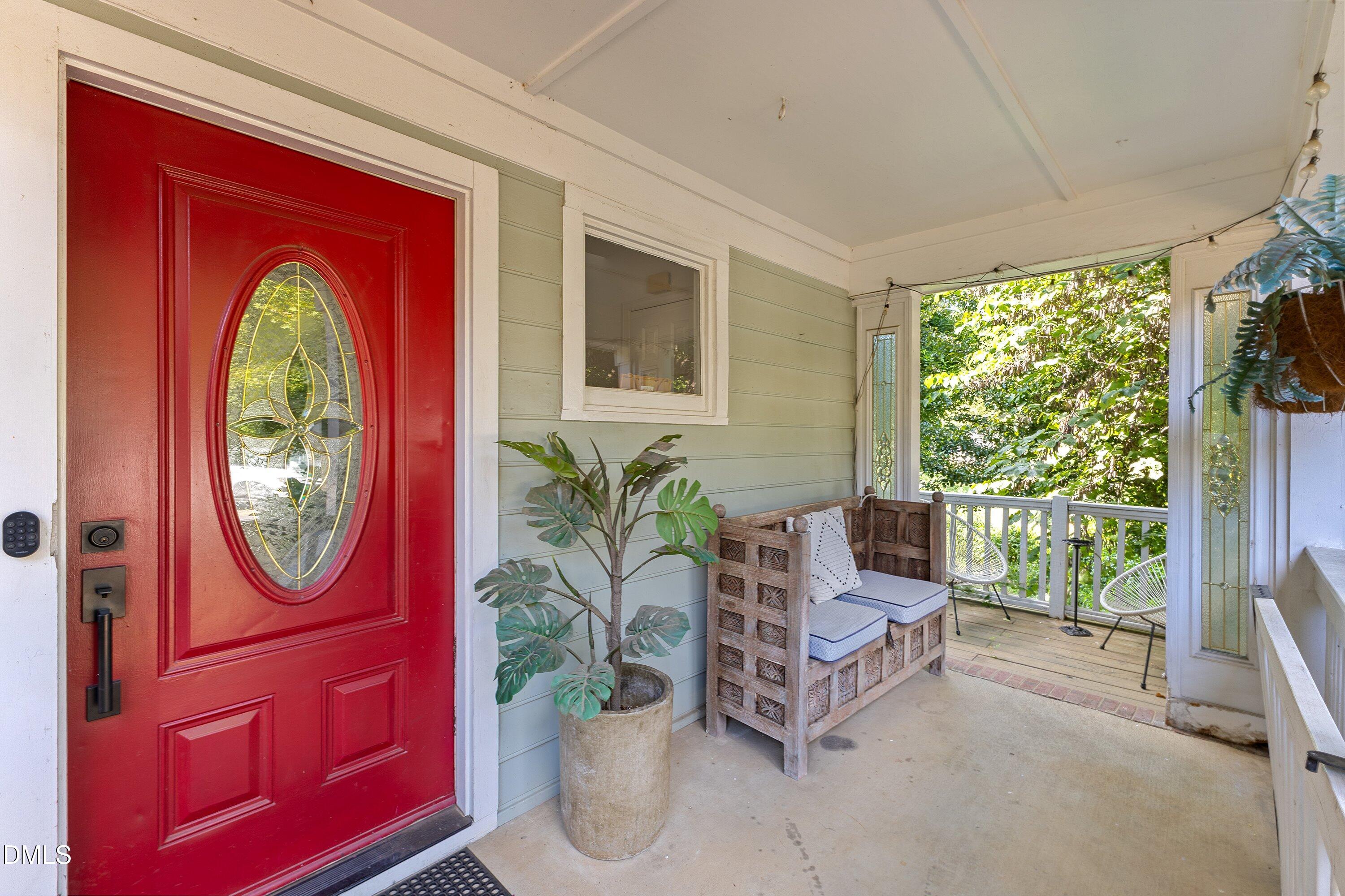 814 S Bloodworth Street Property Photo 3
