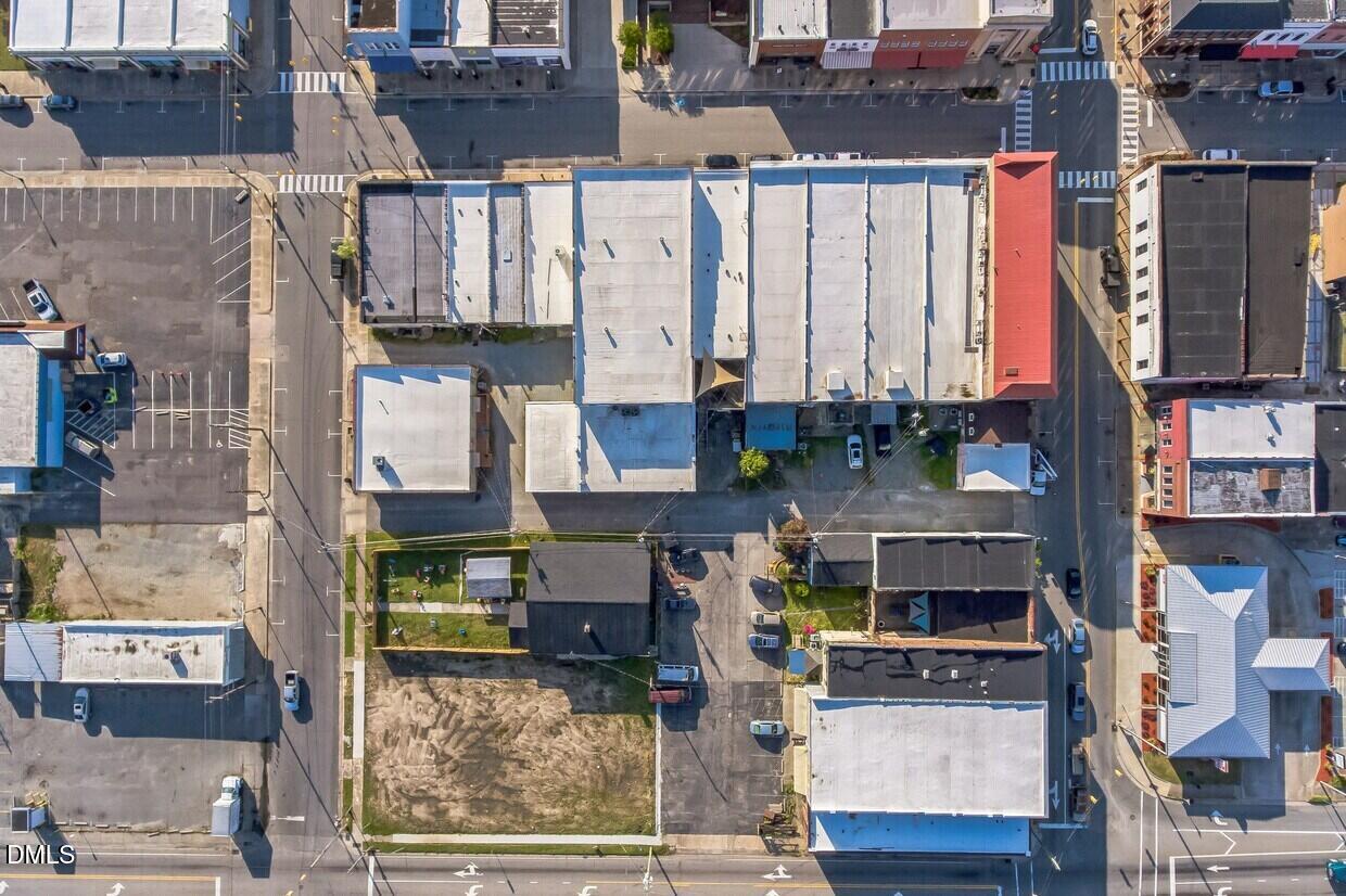 107 N Raiford Street Property Photo 6