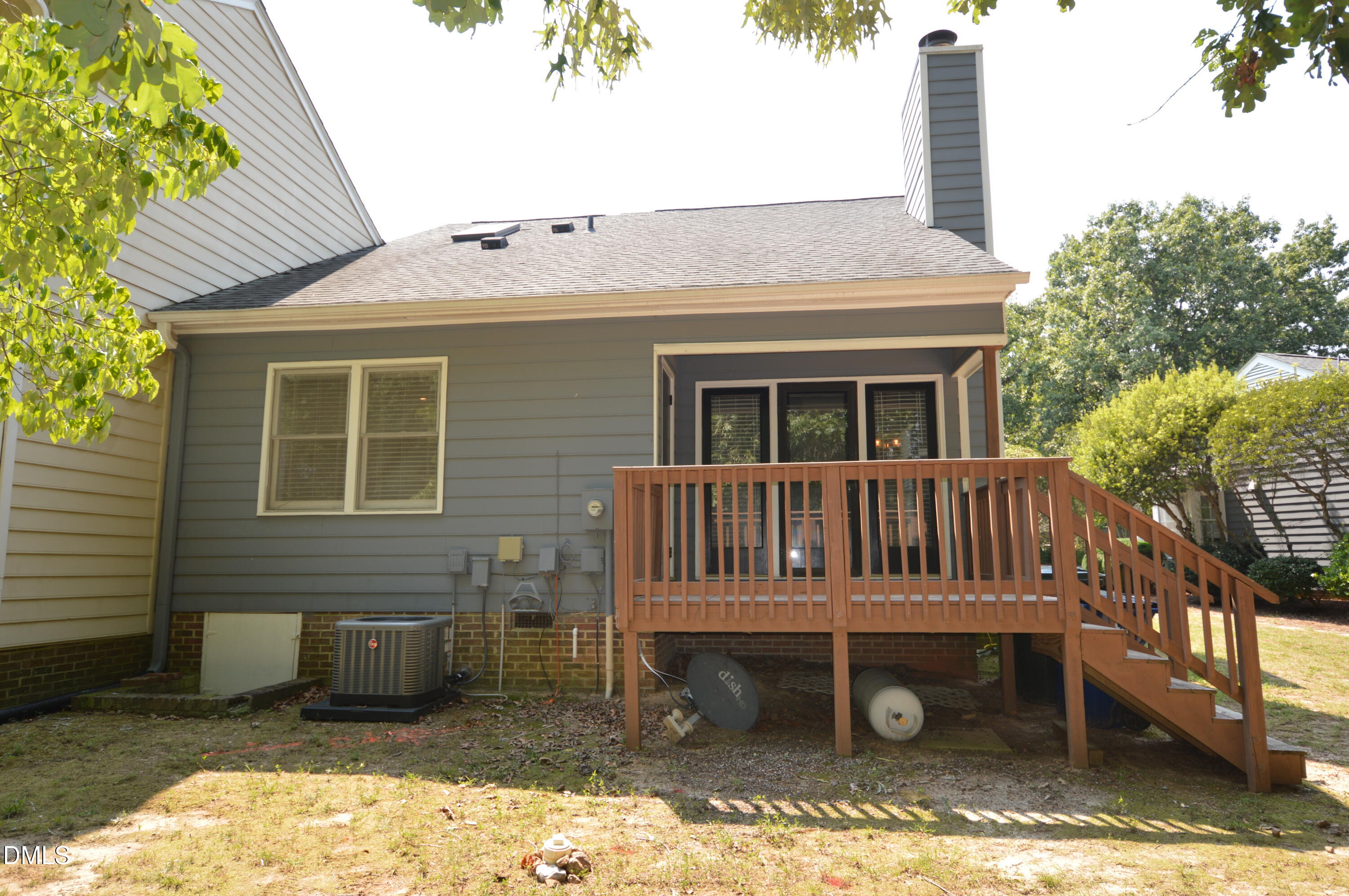 1216 Deptford Court Property Photo 5