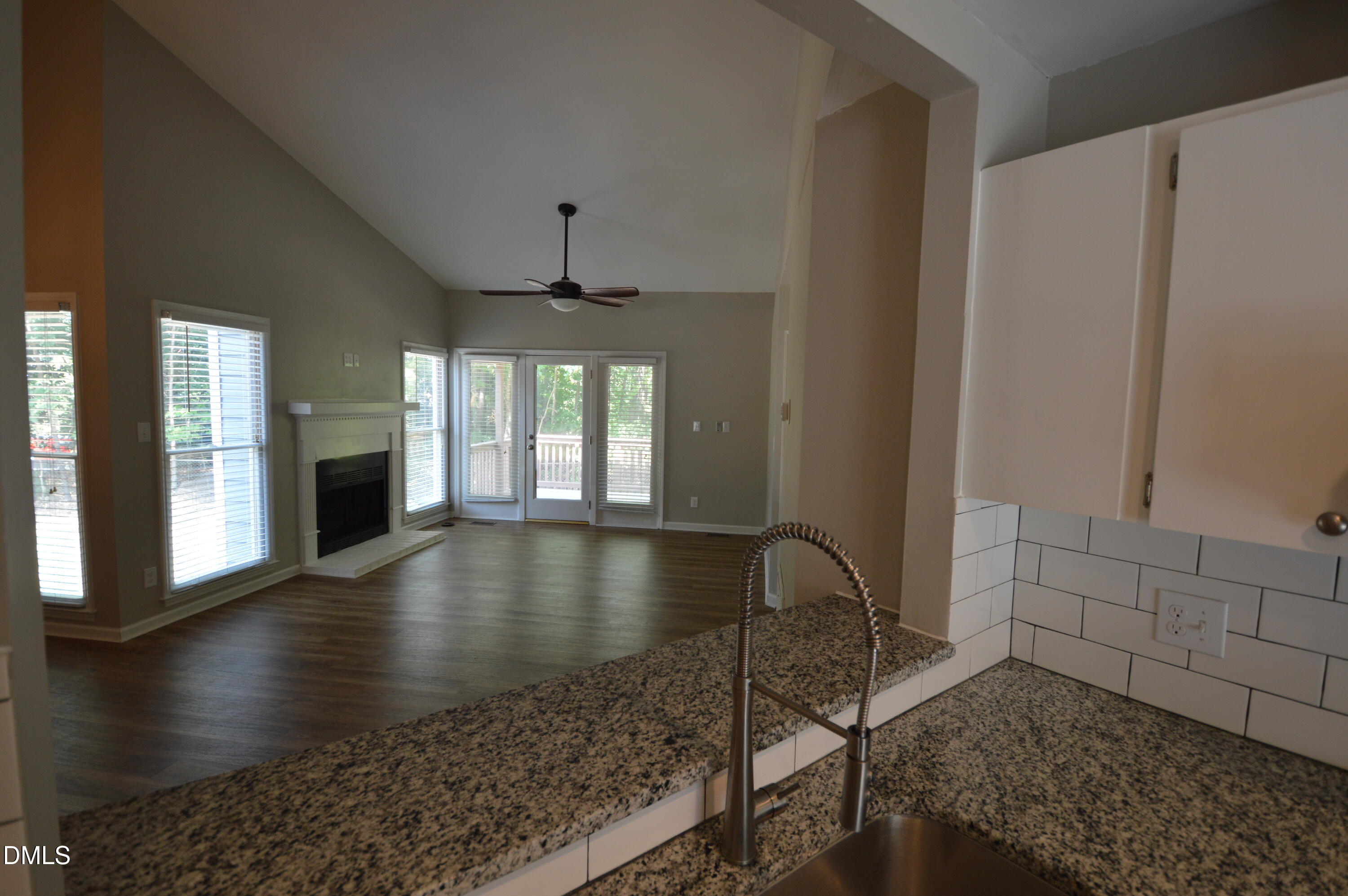 1216 Deptford Court Property Photo 12