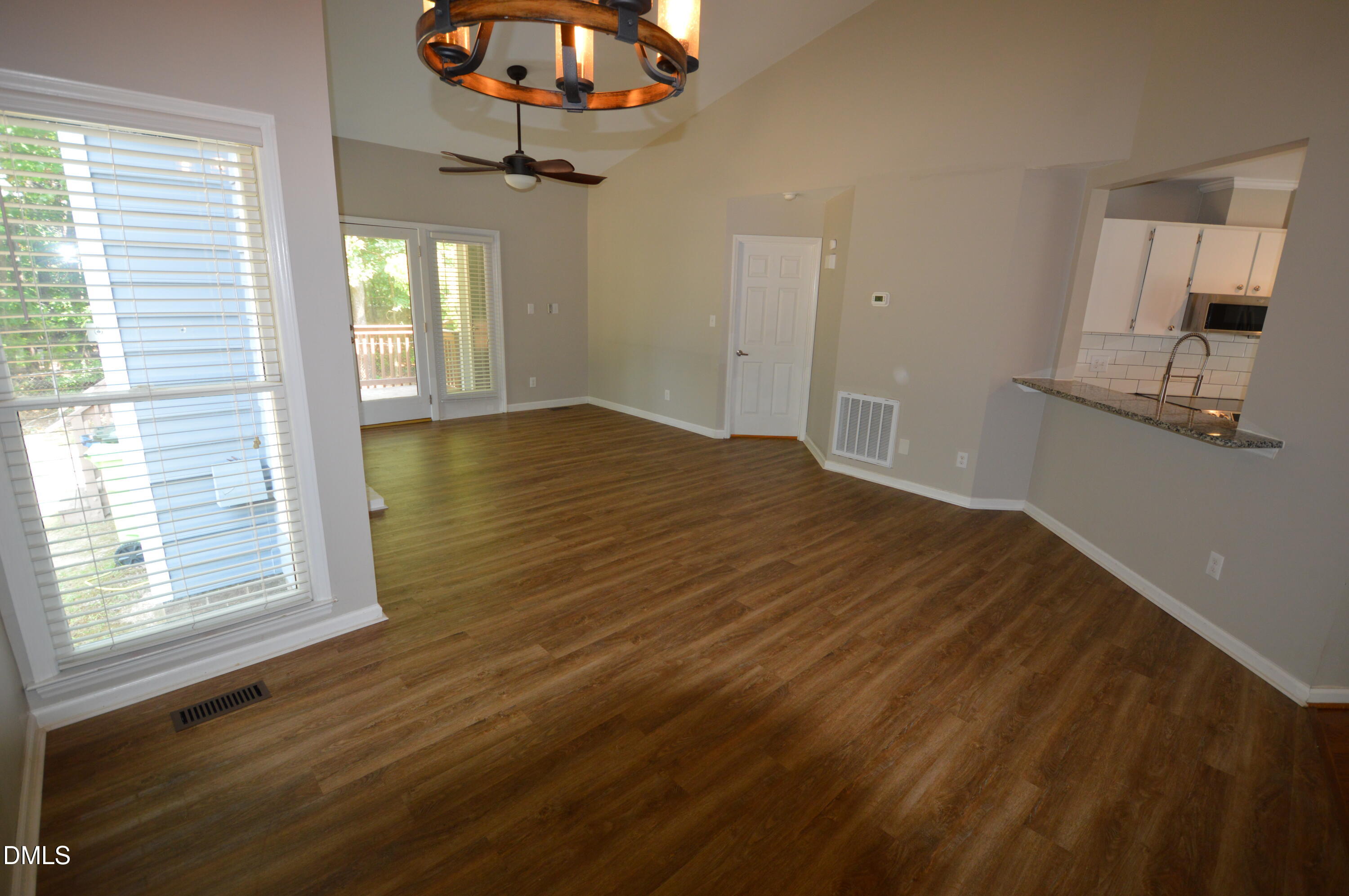 1216 Deptford Court Property Photo 15
