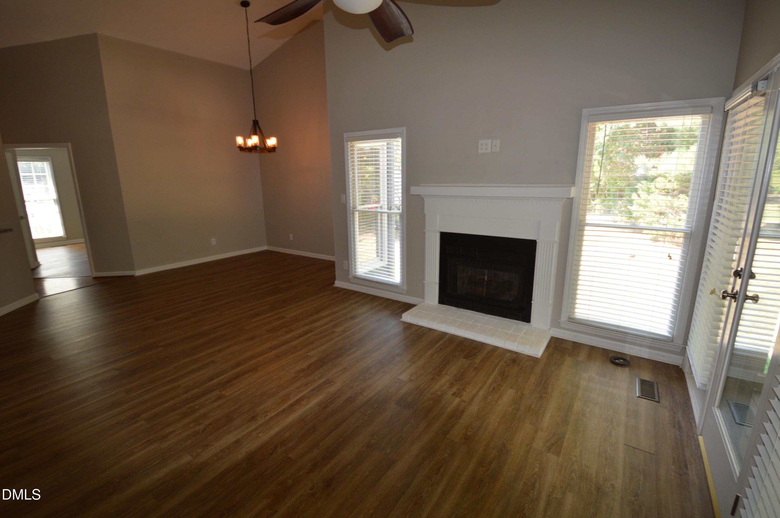 1216 Deptford Court Property Photo 17