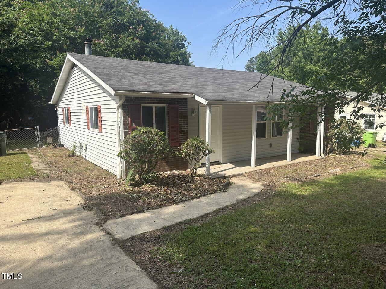 1213 Seabrook Road Property Photo 1