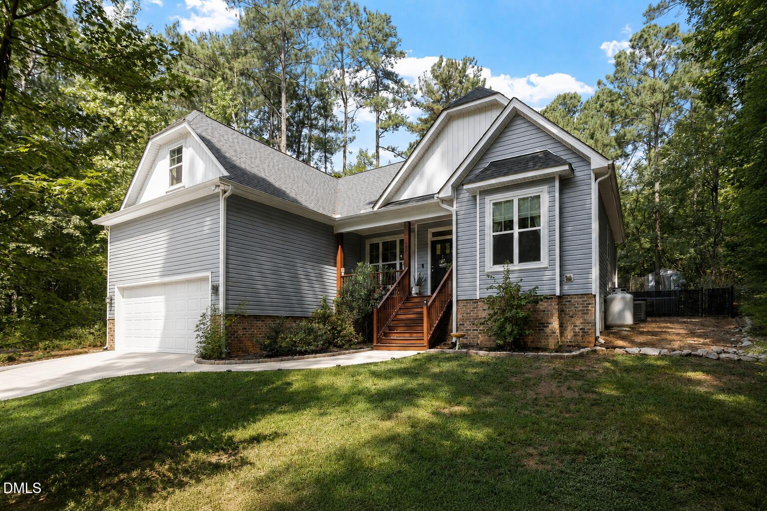 103 Horse Shoe Drive Property Photo 3