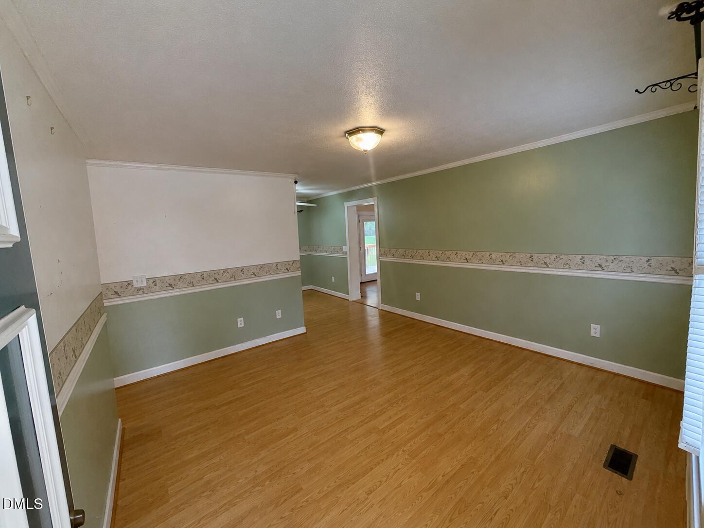 6517 Whitt Road Property Photo 2