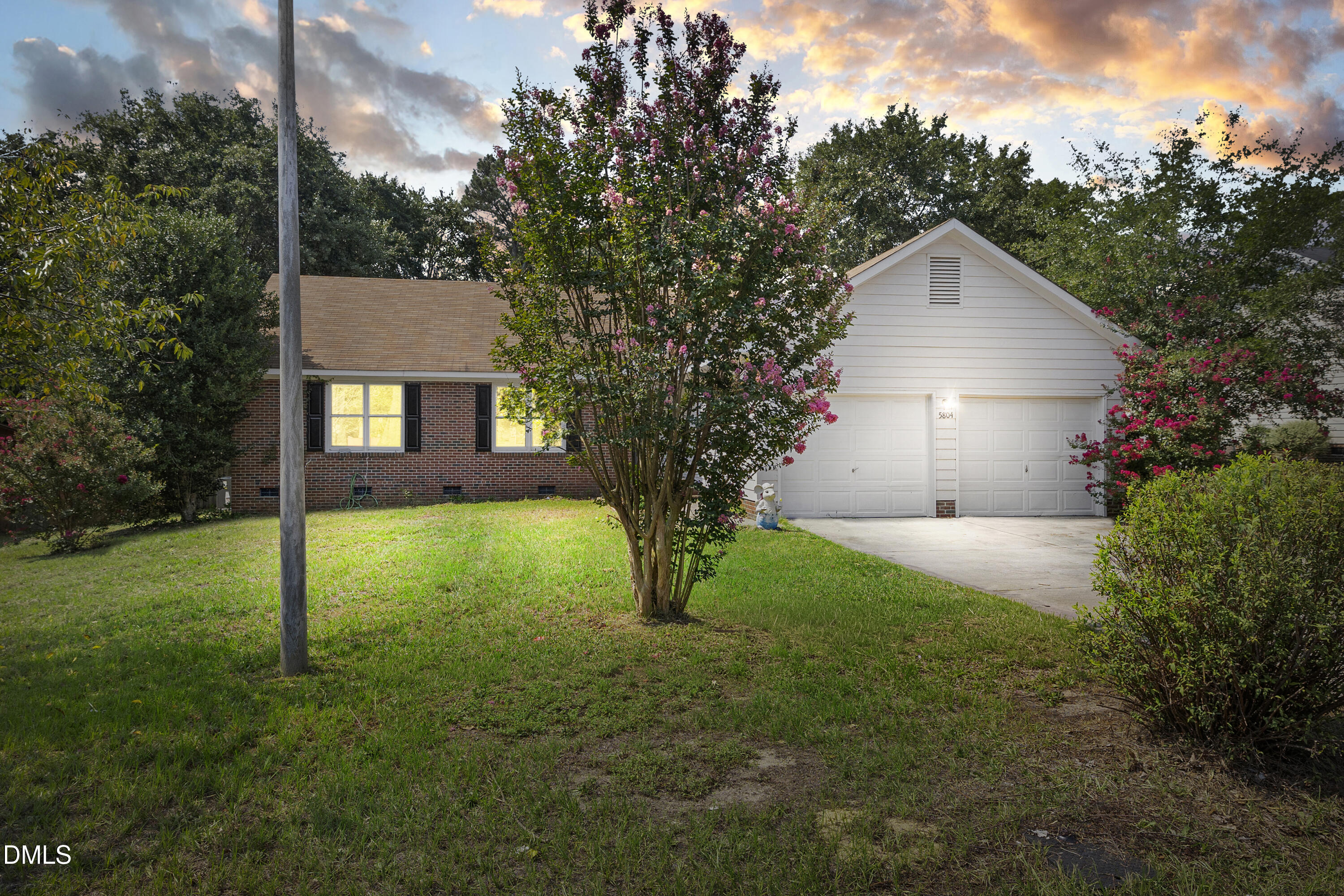 5804 Bear Creek Circle Property Photo 1