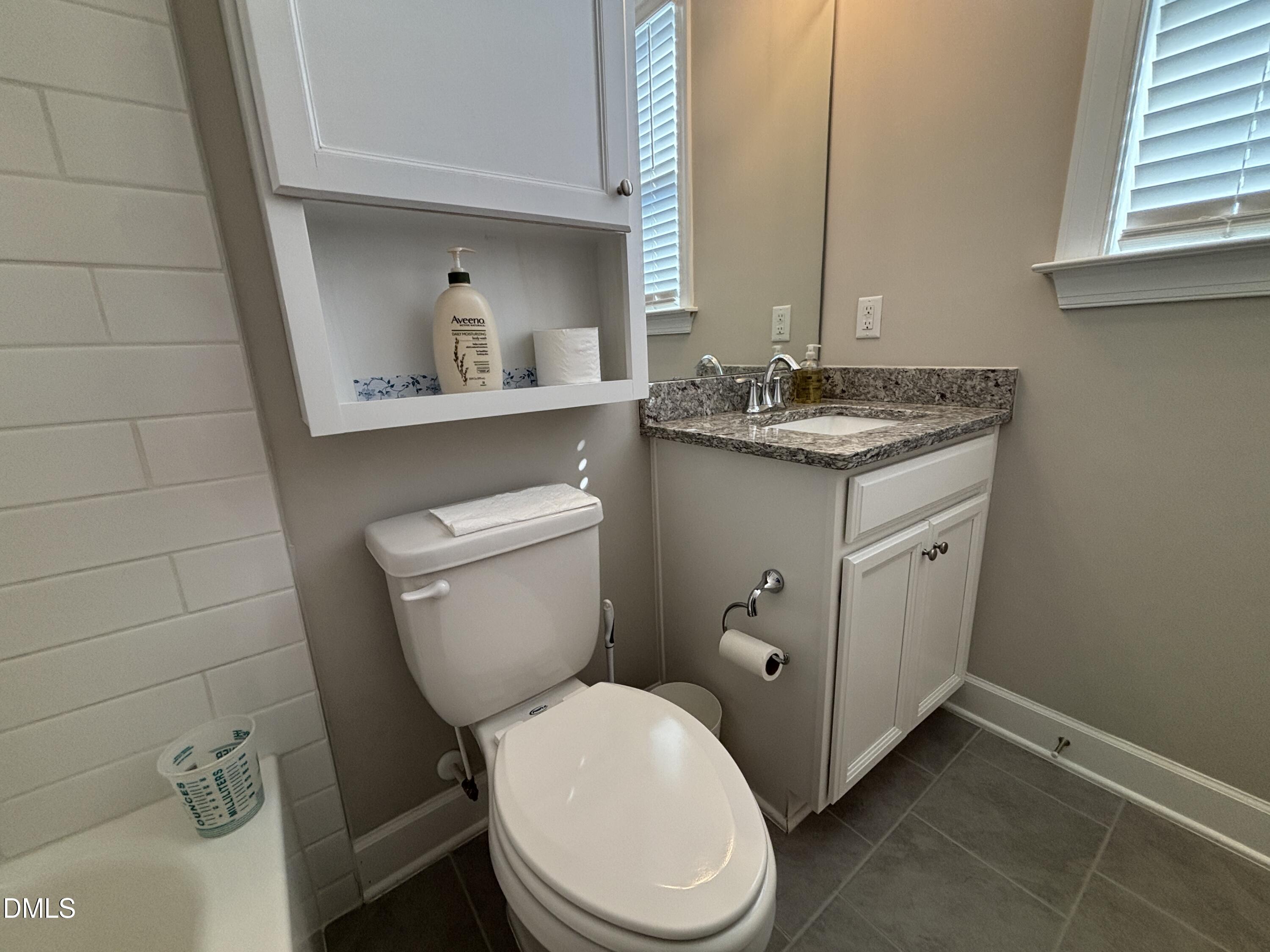 2020 Edens Ridge Avenue Property Photo 23